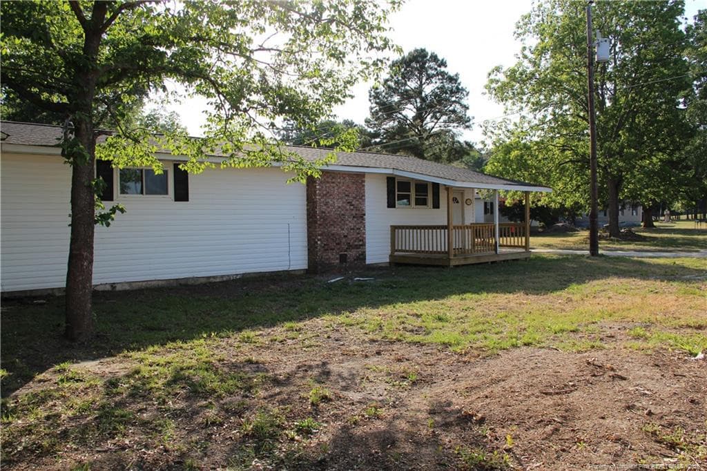 Photo 3 - 5211 Red Maple Lane, Hope Mills, NC 28348