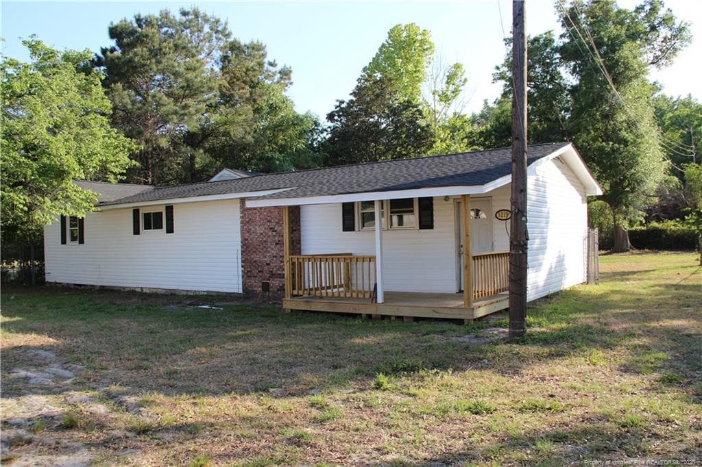 Photo 4 - 5211 Red Maple Lane, Hope Mills, NC 28348