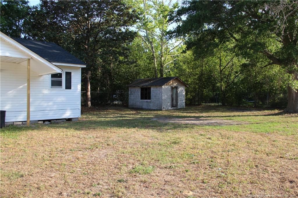 Photo 6 - 5211 Red Maple Lane, Hope Mills, NC 28348