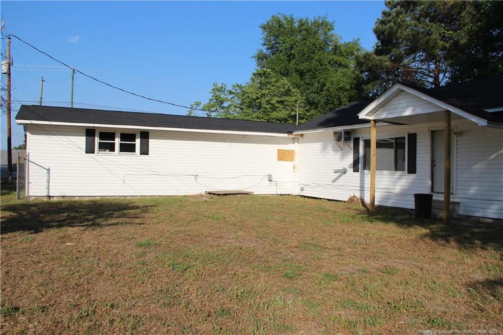 Photo 7 - 5211 Red Maple Lane, Hope Mills, NC 28348