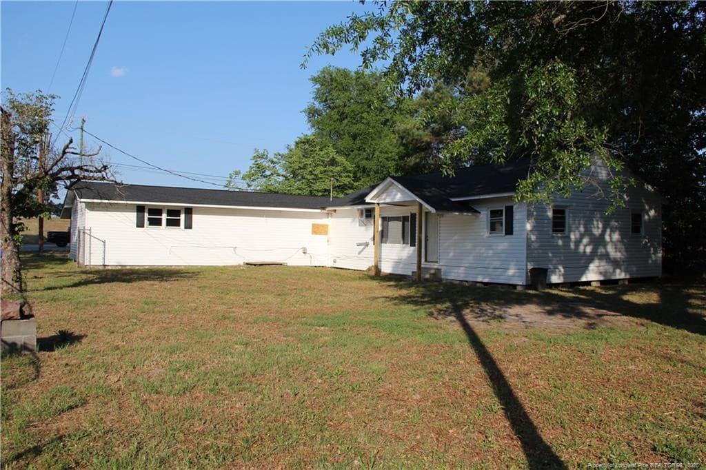 Photo 9 - 5211 Red Maple Lane, Hope Mills, NC 28348