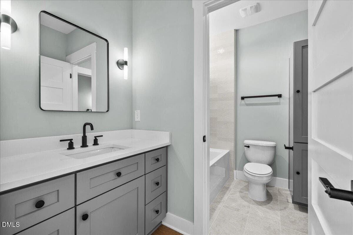 Shared bathroom - 541 Bragg Street, Raleigh, NC 27610, Raleigh