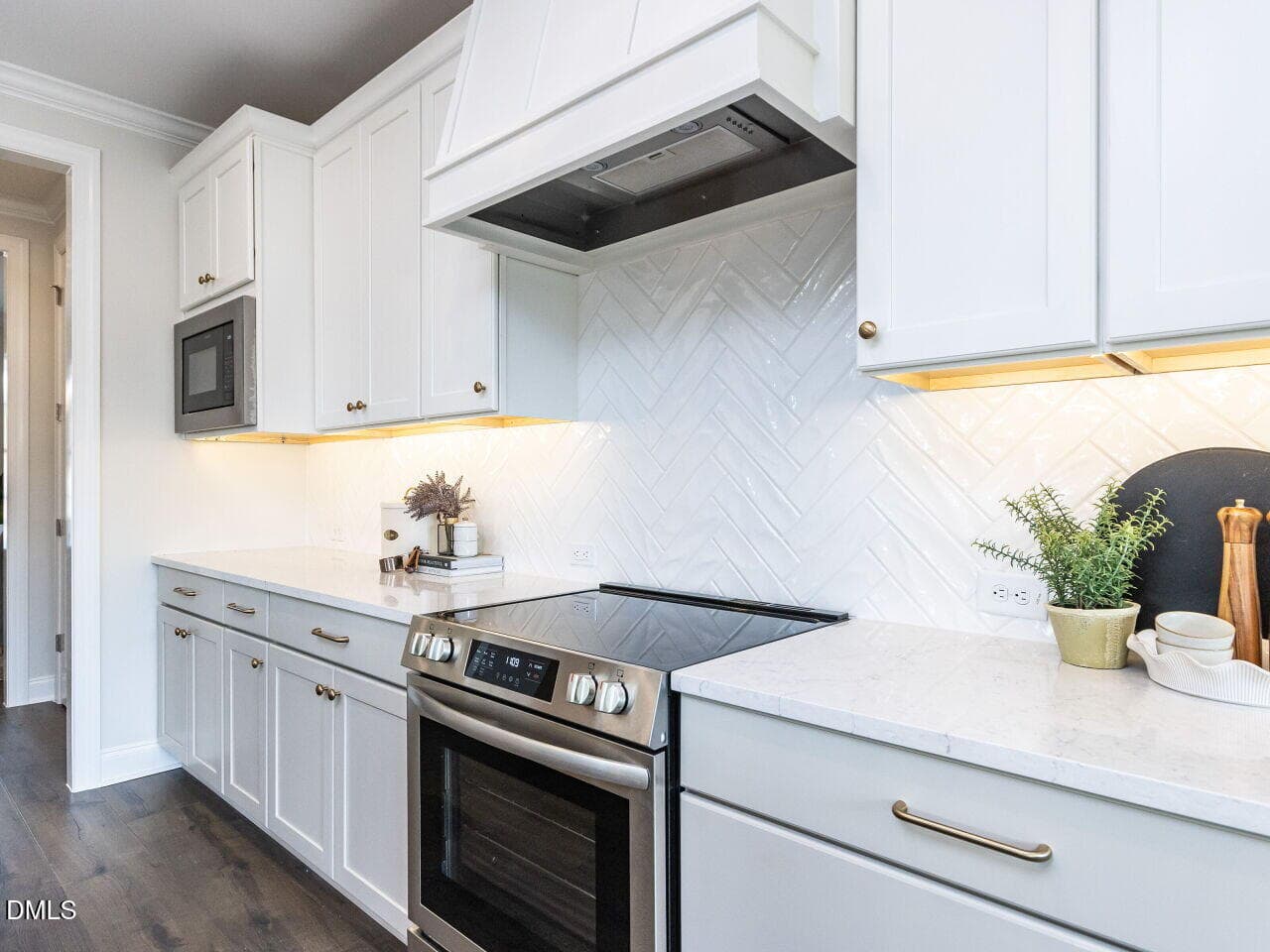 016-1280x960-kitchen - 6051 Scalybark Road, Durham, NC 27712, Durham