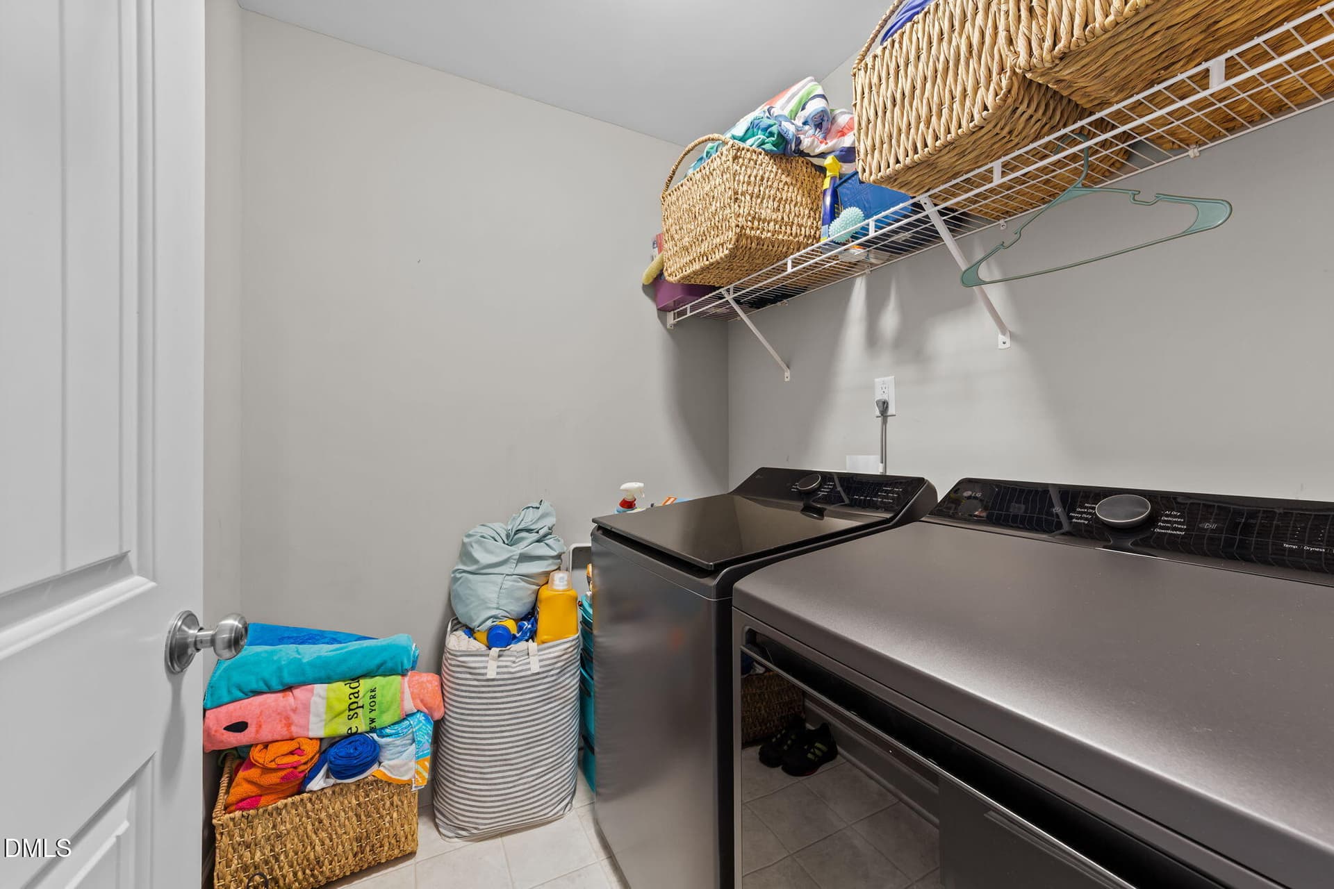 94 diamond creek laundry - 94 Diamond Creek Drive, Clayton, NC 27520