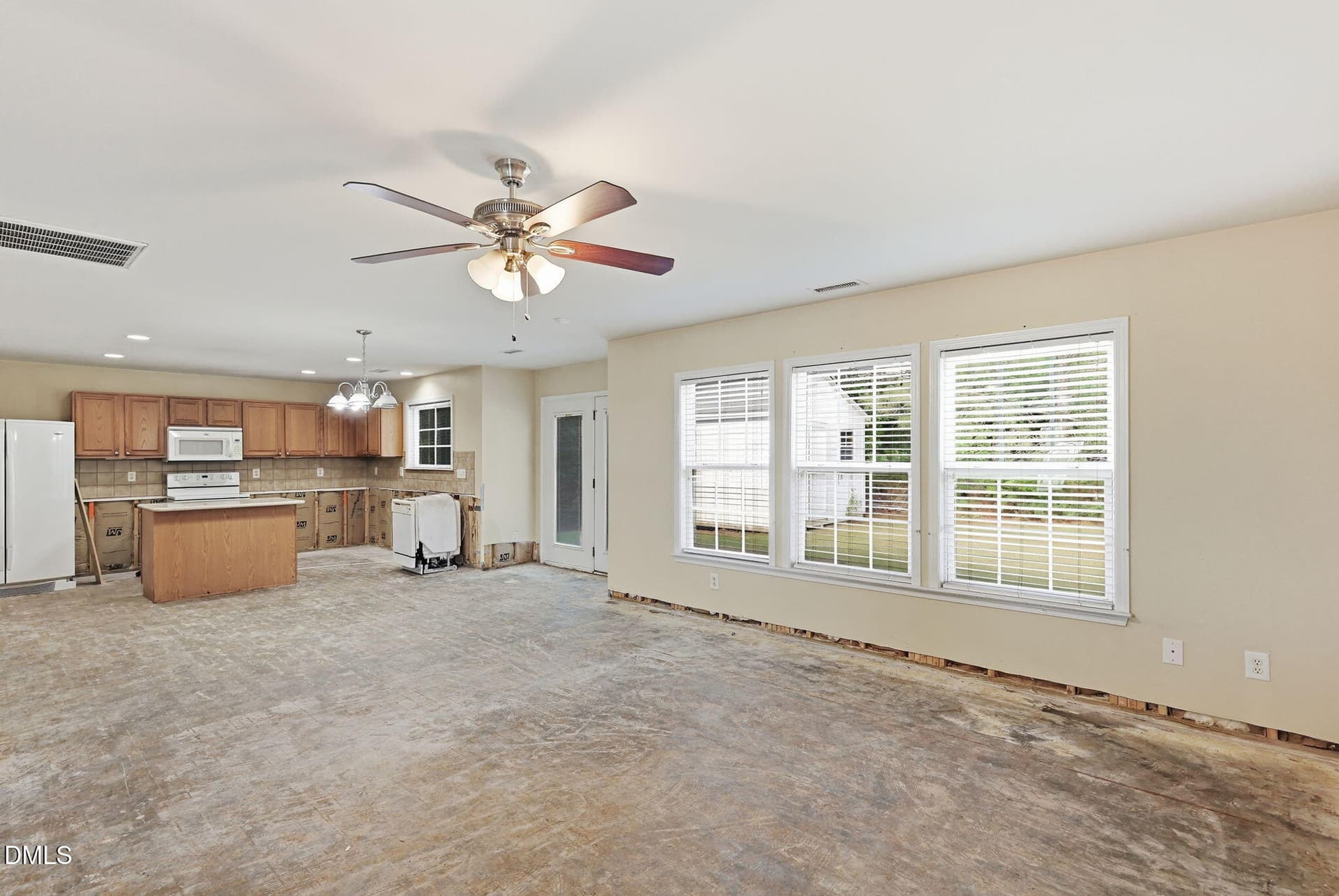 008_ListerPros - 75 Averasboro Drive, Clayton, NC 27520
