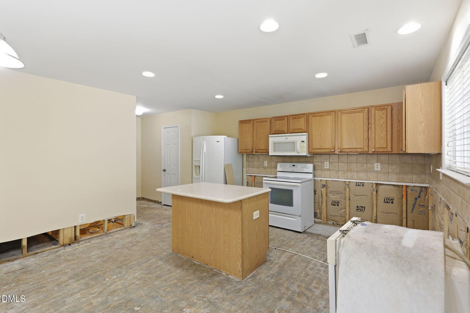 013_ListerPros - 75 Averasboro Drive, Clayton, NC 27520