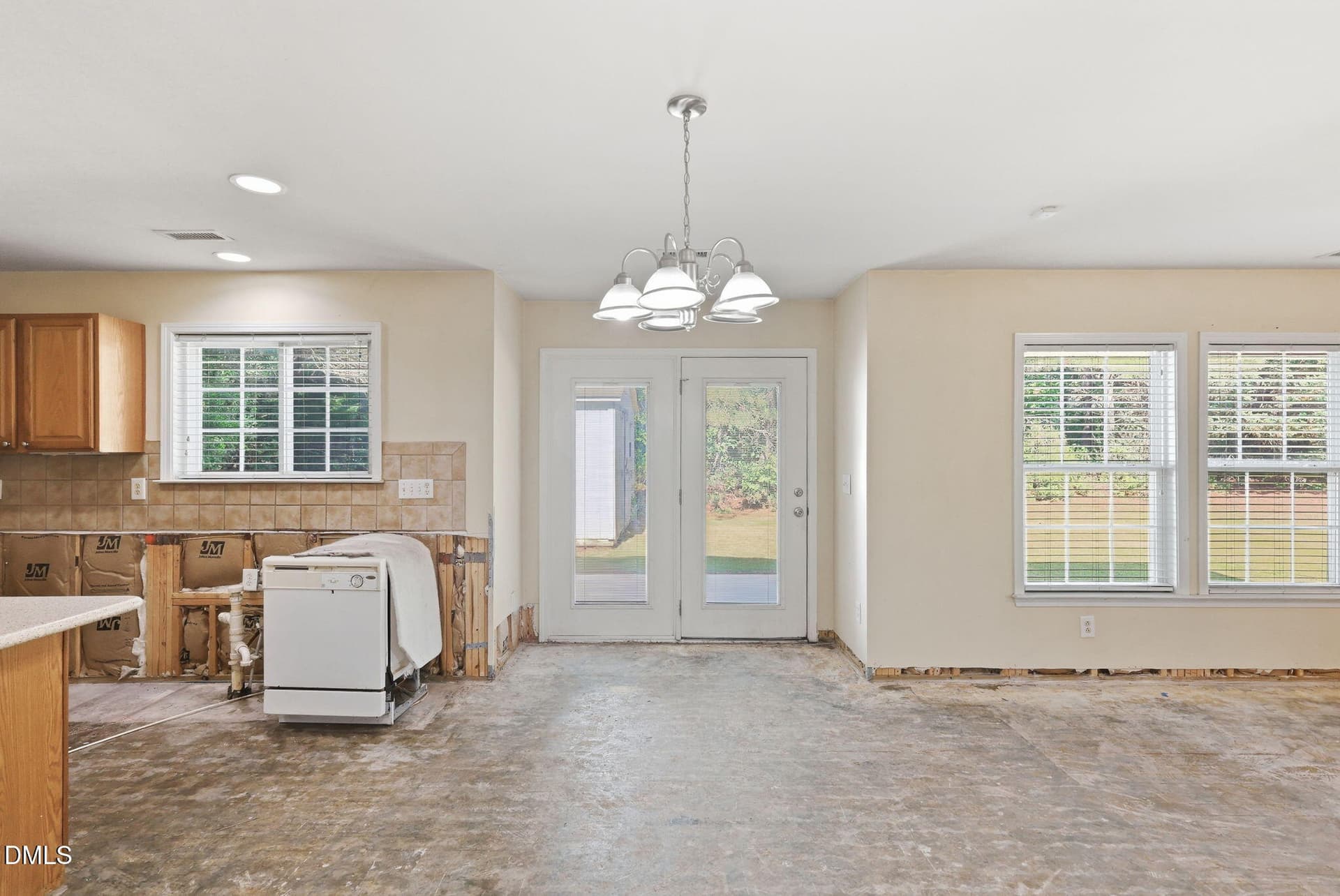 015_ListerPros - 75 Averasboro Drive, Clayton, NC 27520