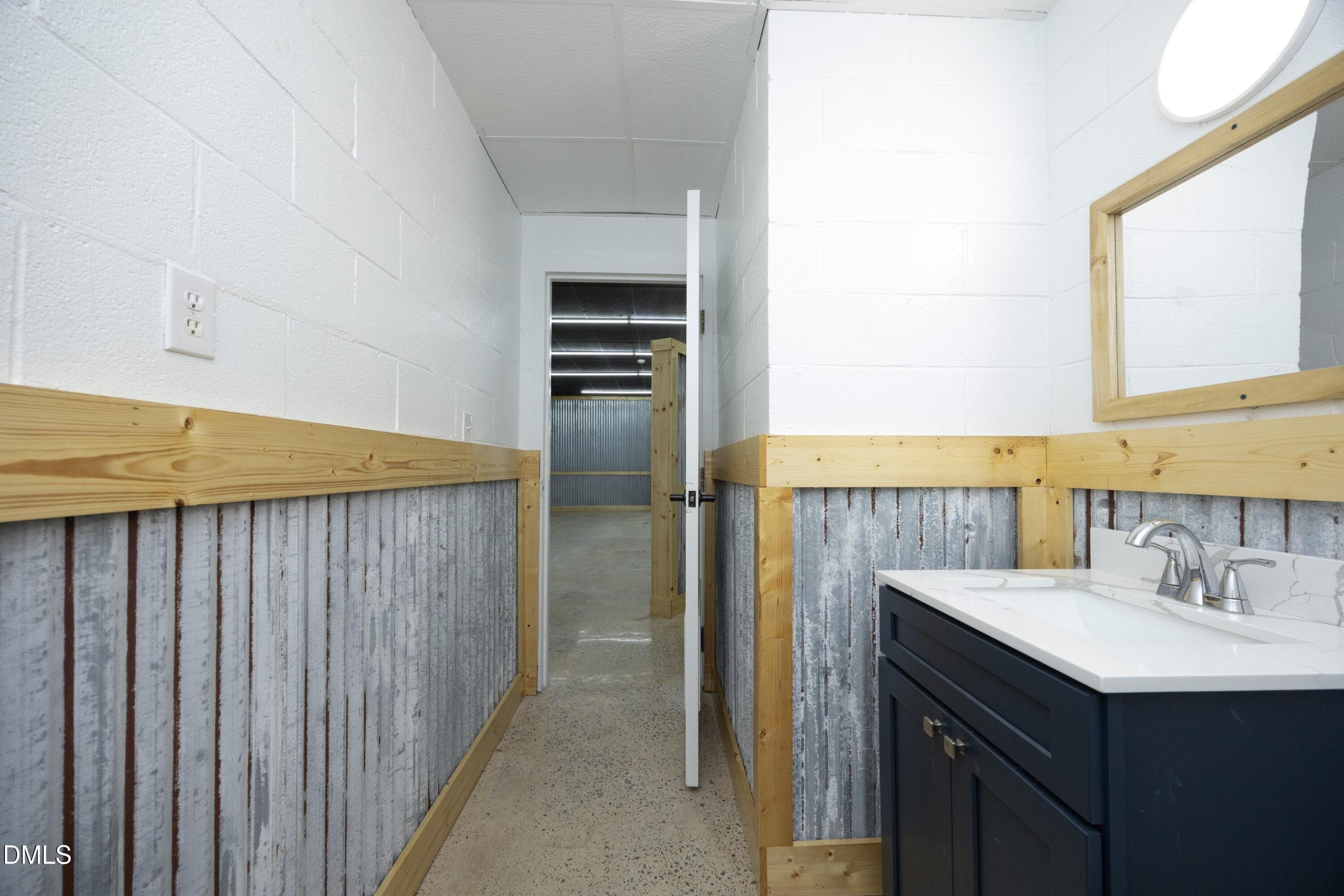 21BathView2 - 43 W Main Street W, Yanceyville, NC 27379