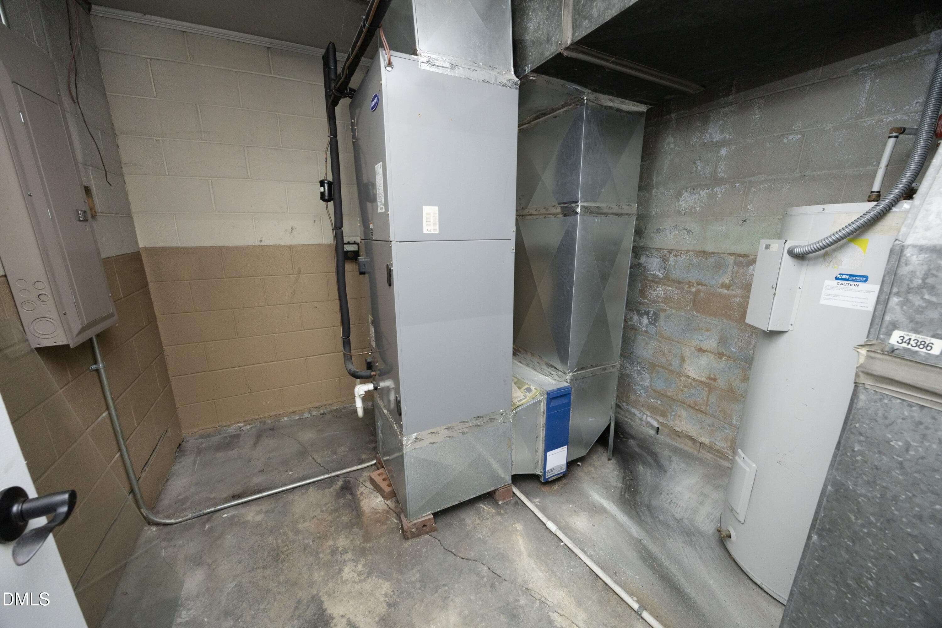 22HVAC - 43 W Main Street W, Yanceyville, NC 27379