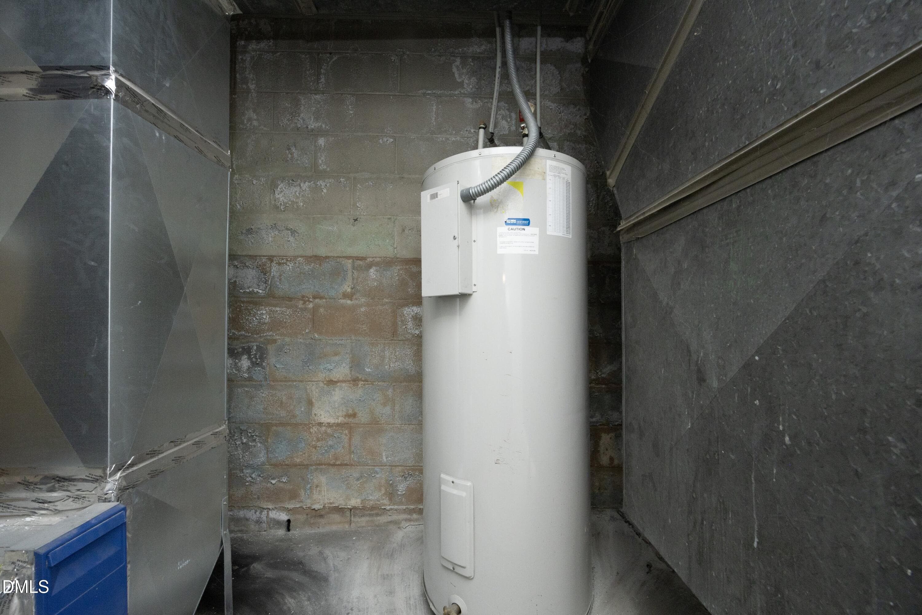 23WaterHeater - 43 W Main Street W, Yanceyville, NC 27379