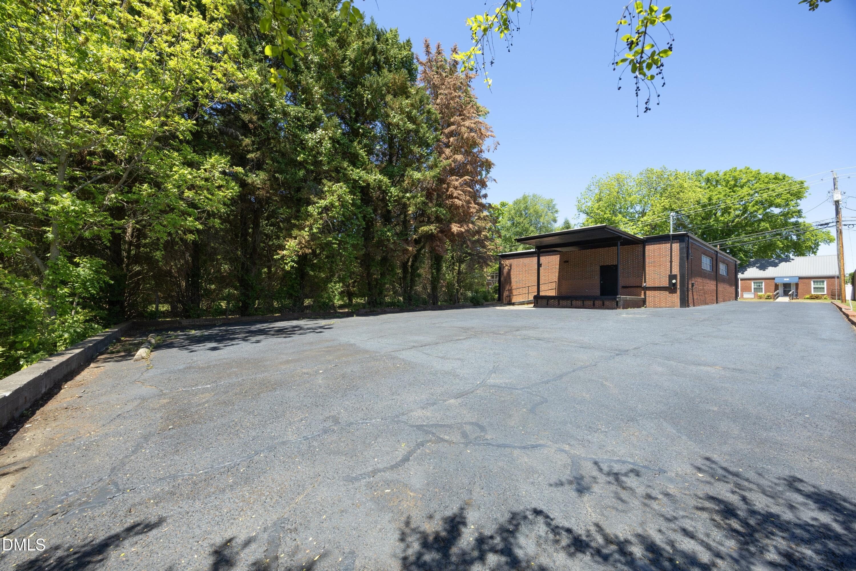 29ParkingArea - 43 W Main Street W, Yanceyville, NC 27379