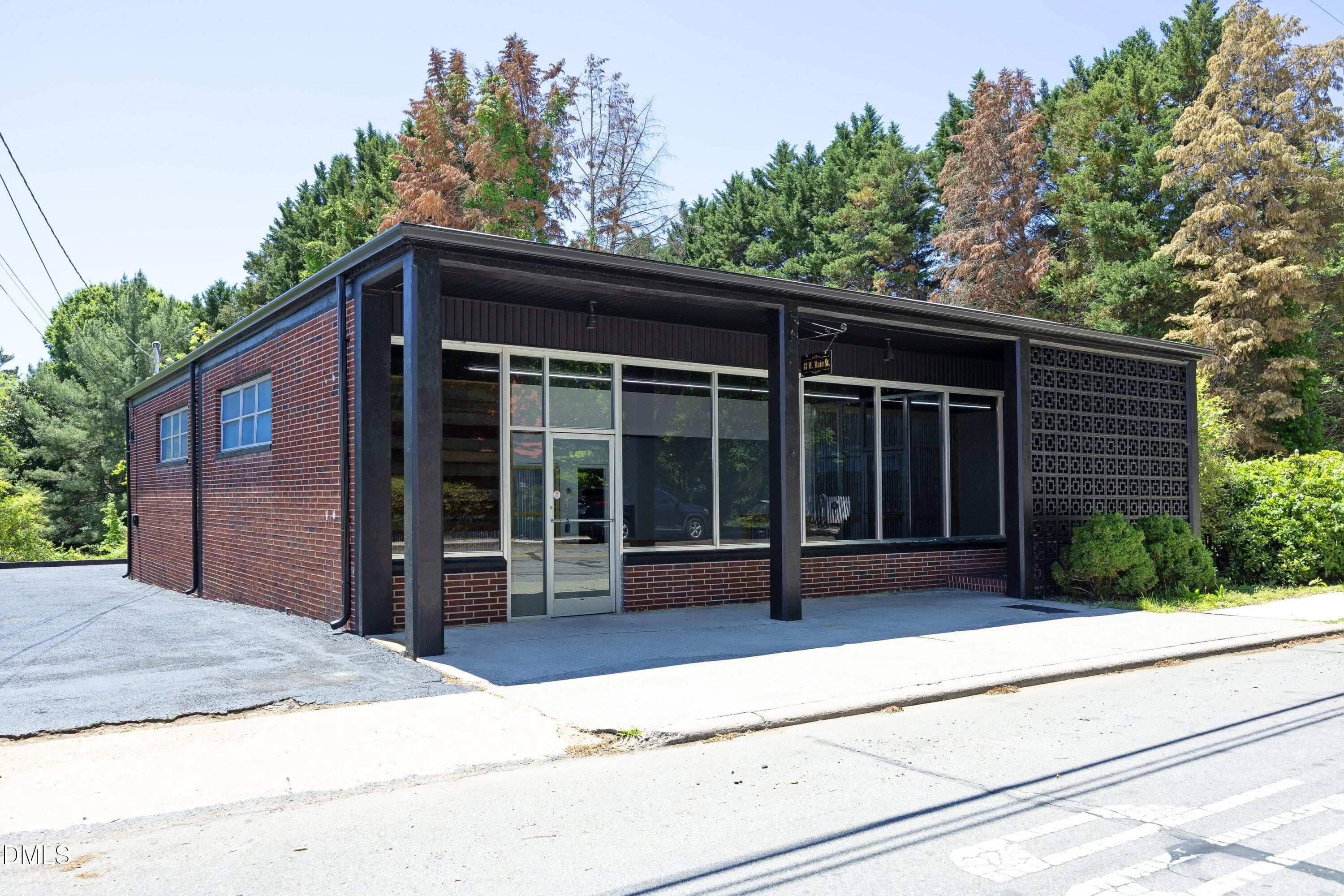01Front - 43 W Main Street W, Yanceyville, NC 27379