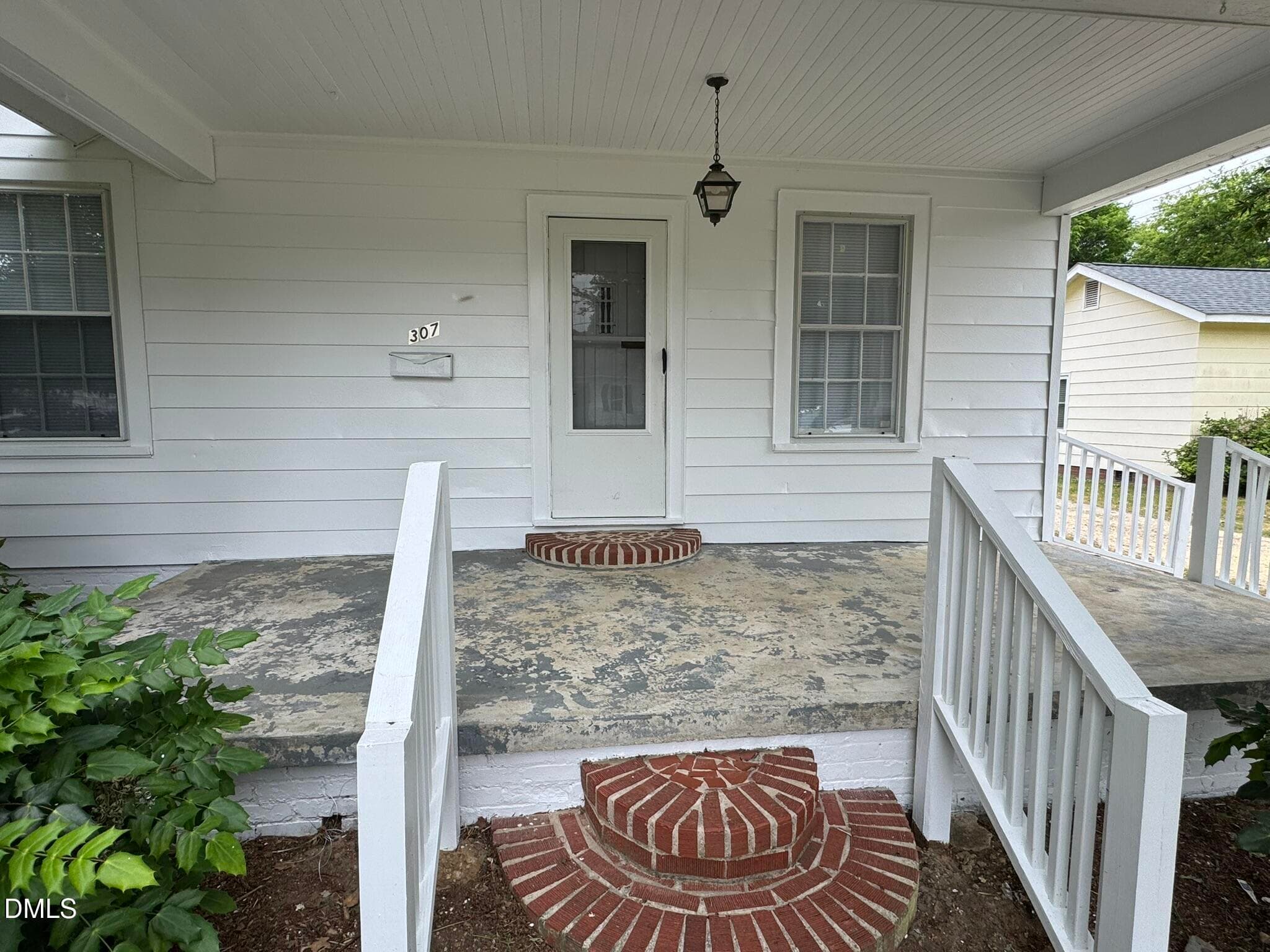 27 - 307 E F Street, Erwin, NC 28339
