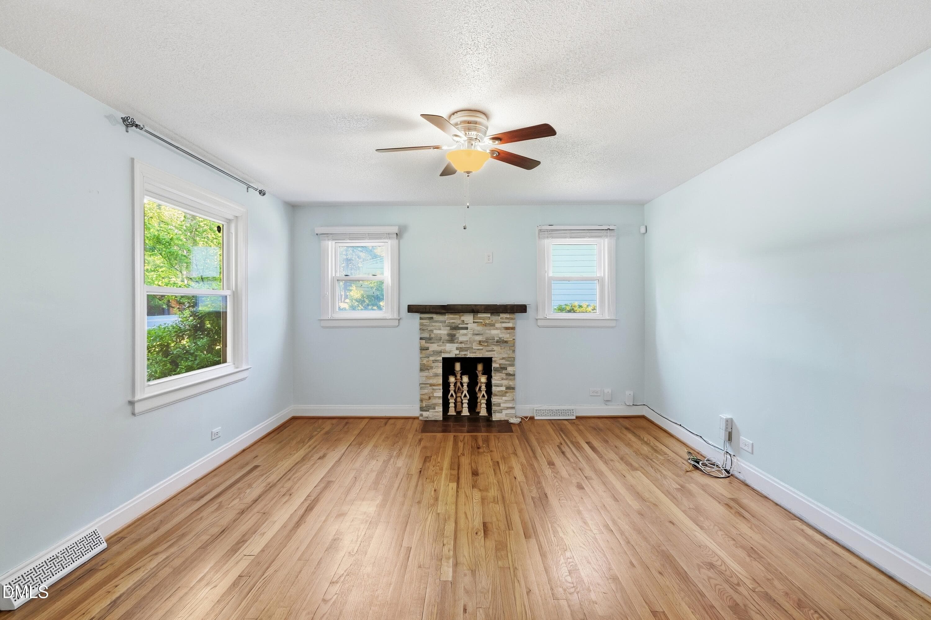 Family Room - 1111 Midland Terrace, Durham, NC 27704, Durham