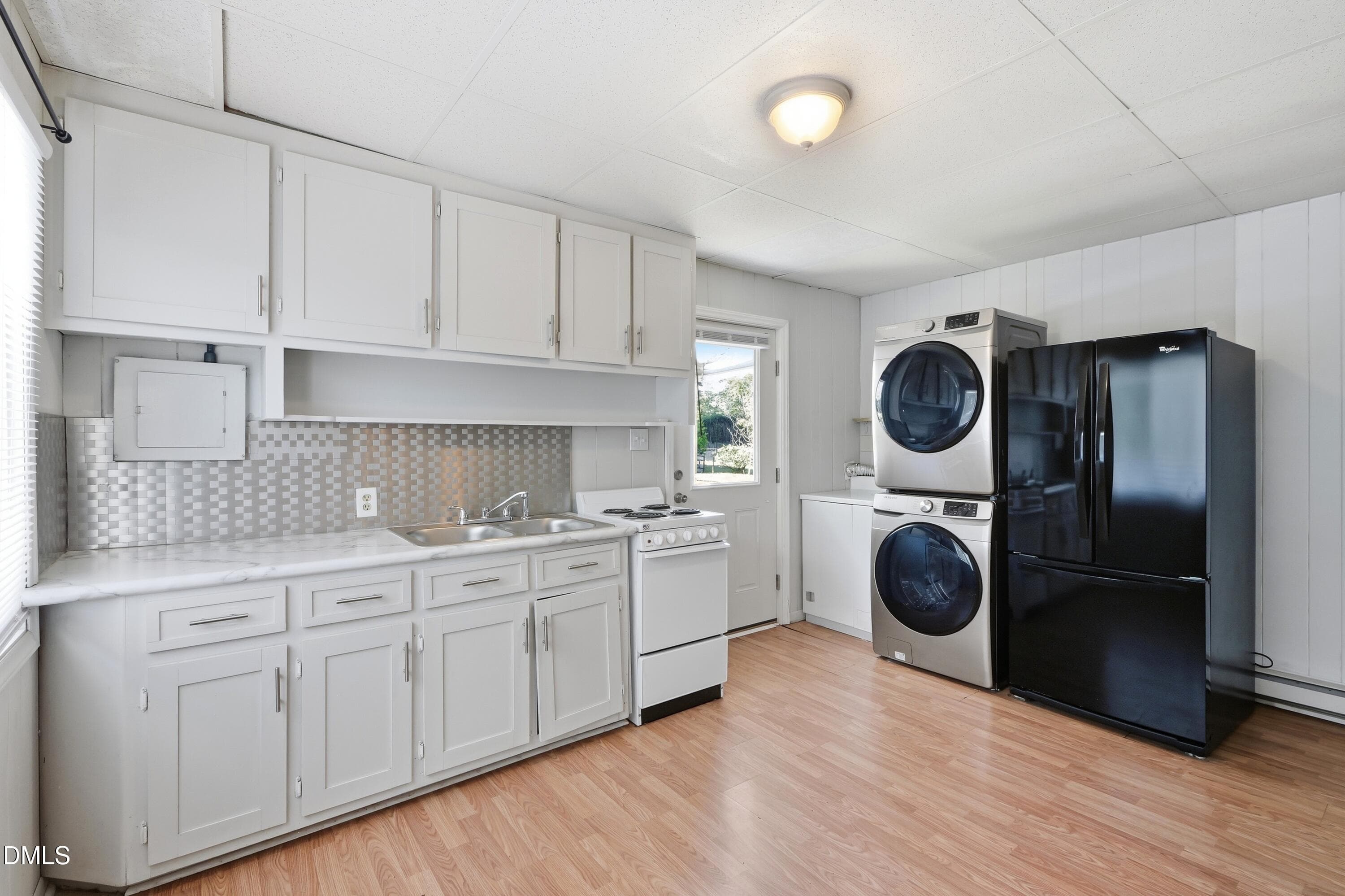 Kitchen - 1111 Midland Terrace, Durham, NC 27704, Durham