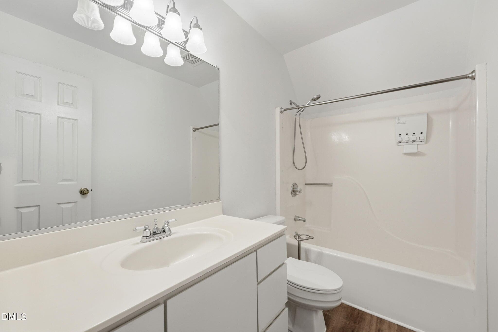25-web-or-mls-ROB04149 - 1121 Sherwood Drive 10, Burlington, NC 27215, Burlington