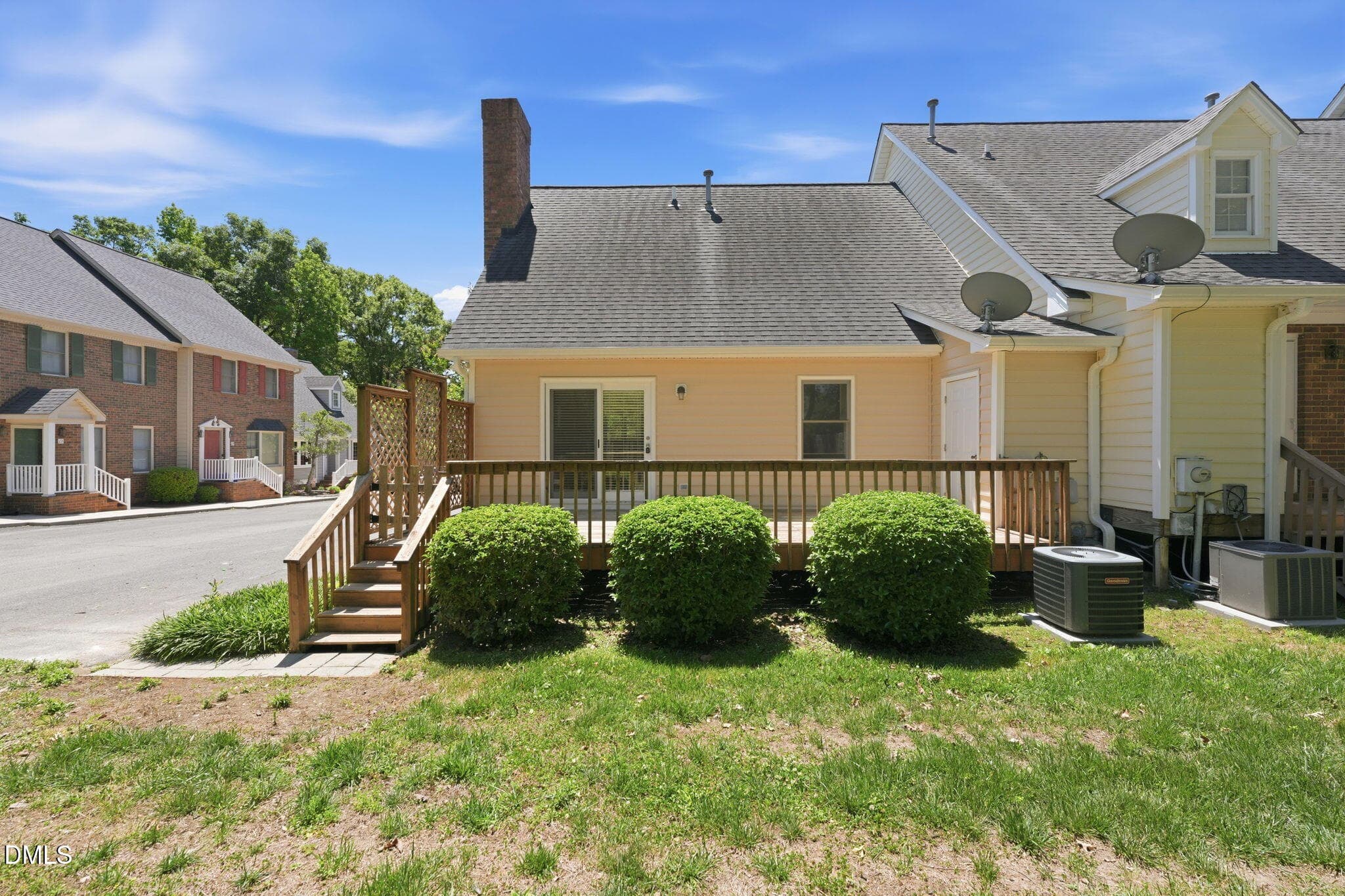 26-web-or-mls-ROB04151 - 1121 Sherwood Drive 10, Burlington, NC 27215, Burlington