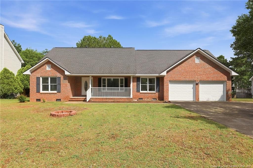 Photo 2 - 1967 Oakview Drive, Fayetteville, NC 28314, Fayetteville