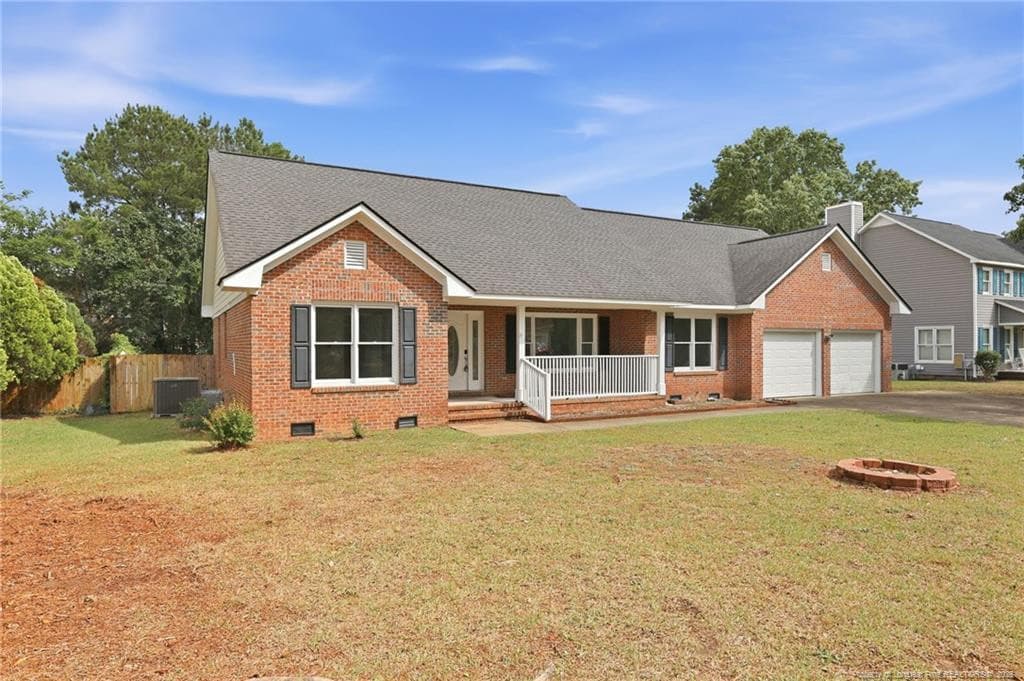 Photo 4 - 1967 Oakview Drive, Fayetteville, NC 28314, Fayetteville