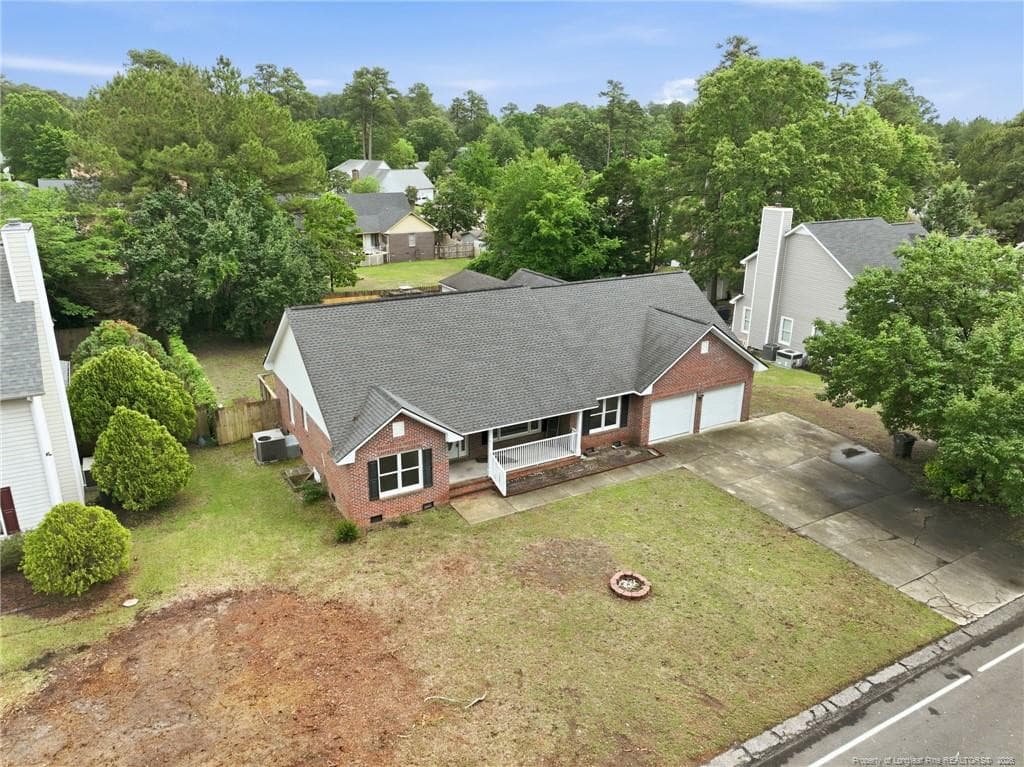 Photo 5 - 1967 Oakview Drive, Fayetteville, NC 28314, Fayetteville
