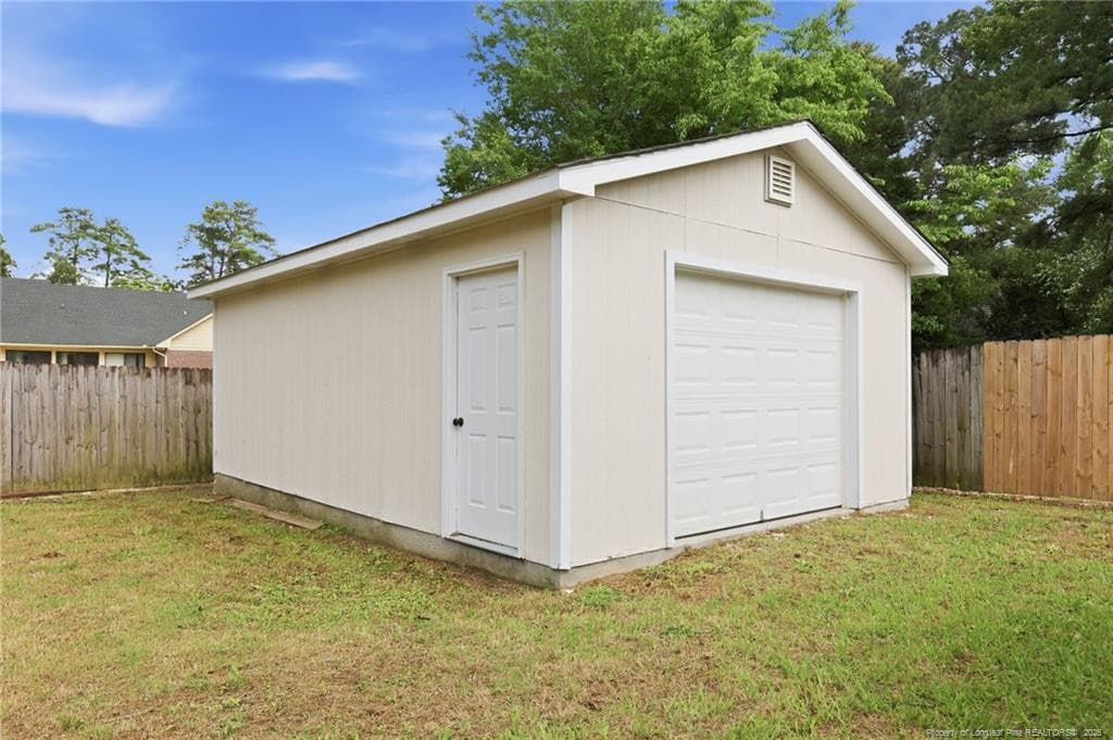 Photo 45 - 1967 Oakview Drive, Fayetteville, NC 28314, Fayetteville