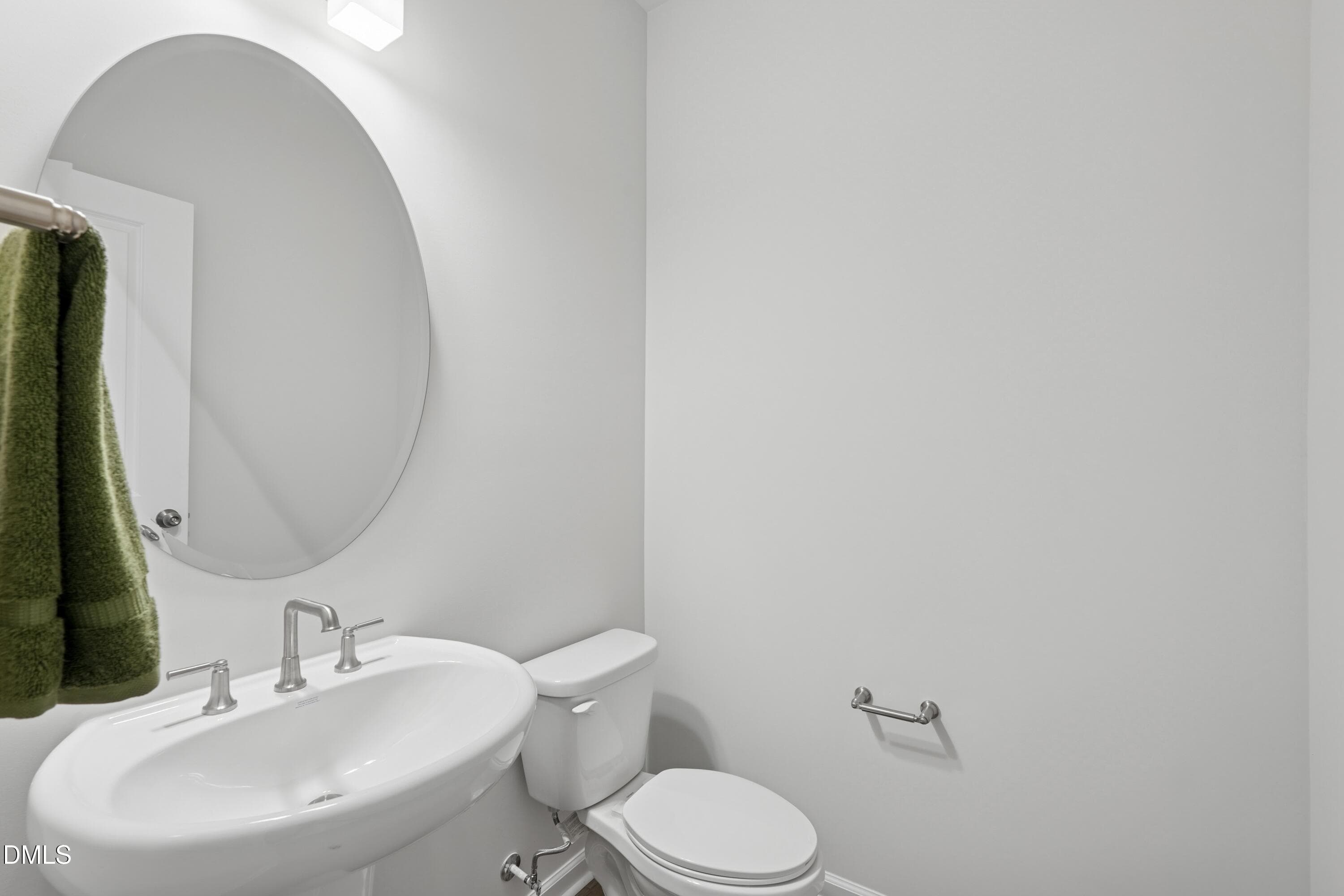Twinleaf Townes 11_Powder Room_10.23.25_ - 1062 Zelkova Lane, Chapel Hill, NC 27517, Chapel Hill