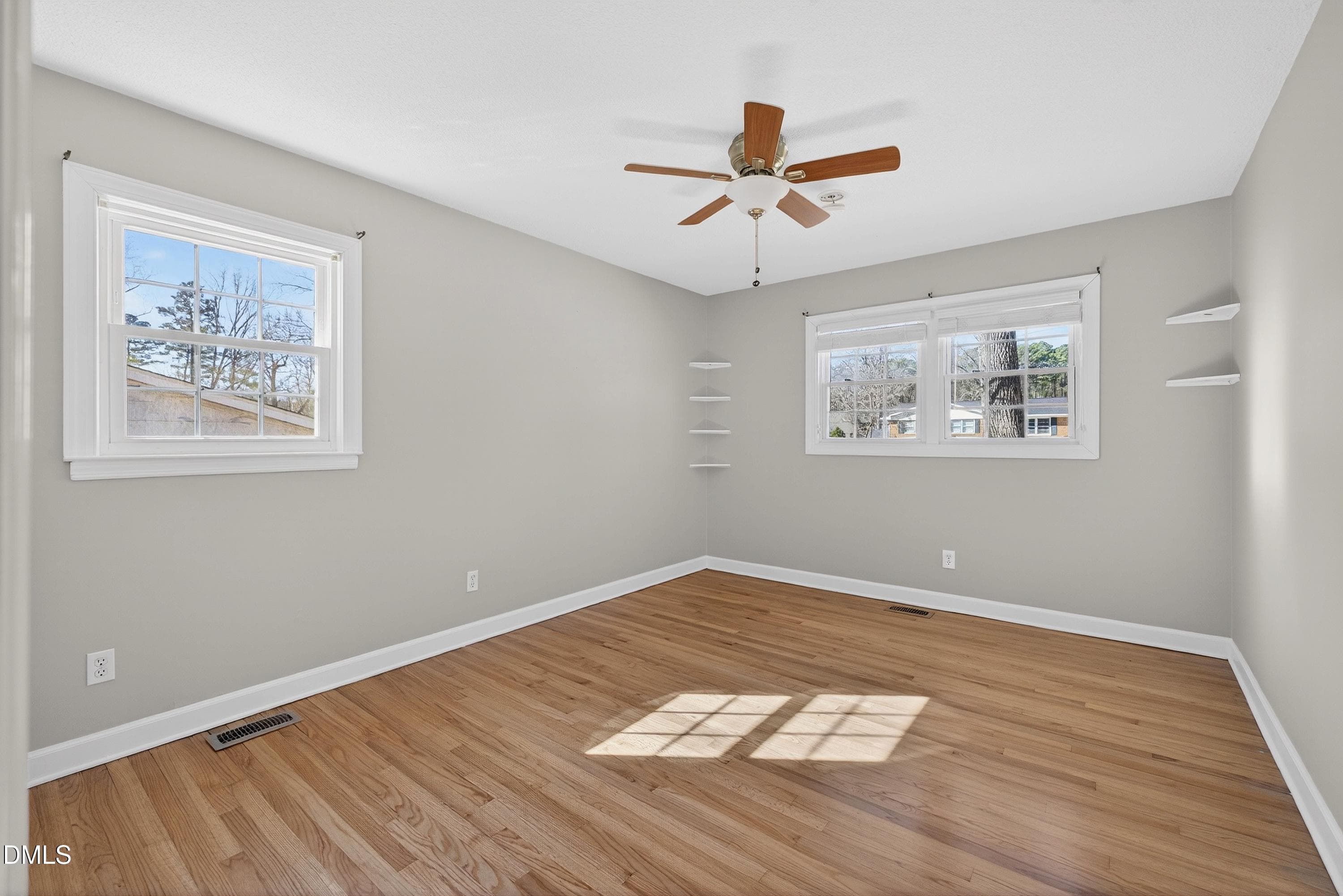 Scene-23 - 5931 S Sharon Drive, Raleigh, NC 27603, Raleigh