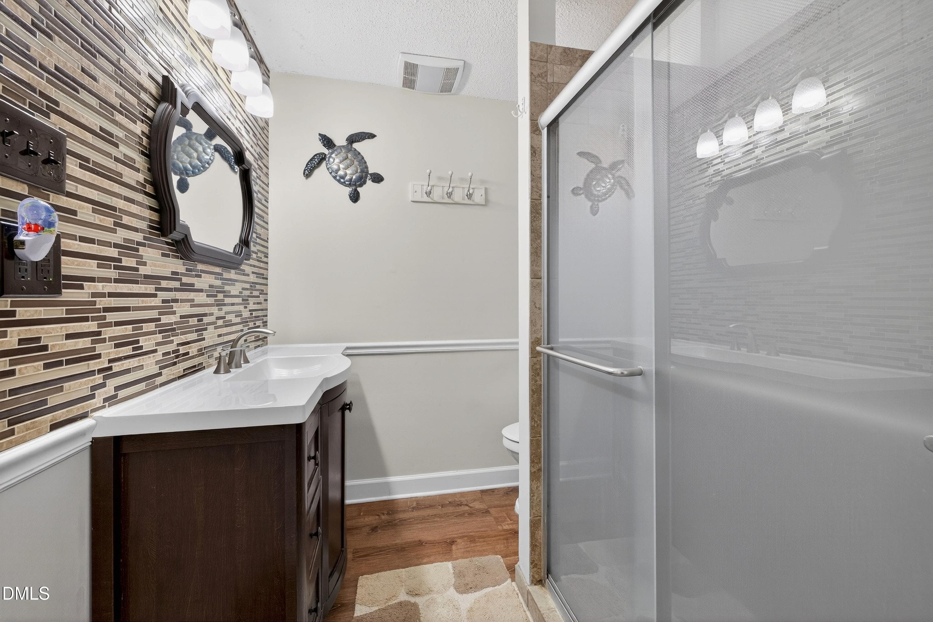 Scene-19 - 5931 S Sharon Drive, Raleigh, NC 27603, Raleigh