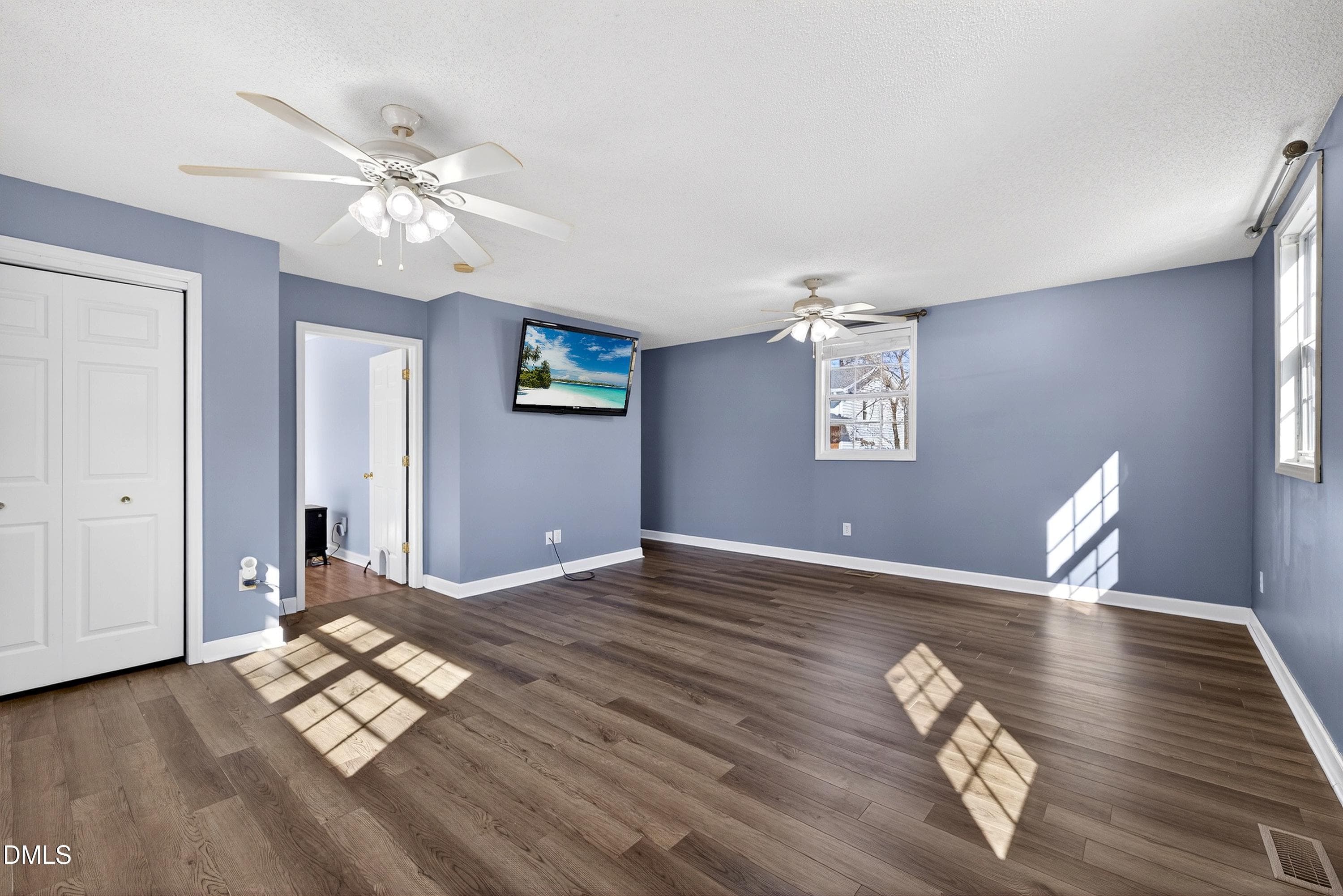 Scene-41 - 5931 S Sharon Drive, Raleigh, NC 27603, Raleigh