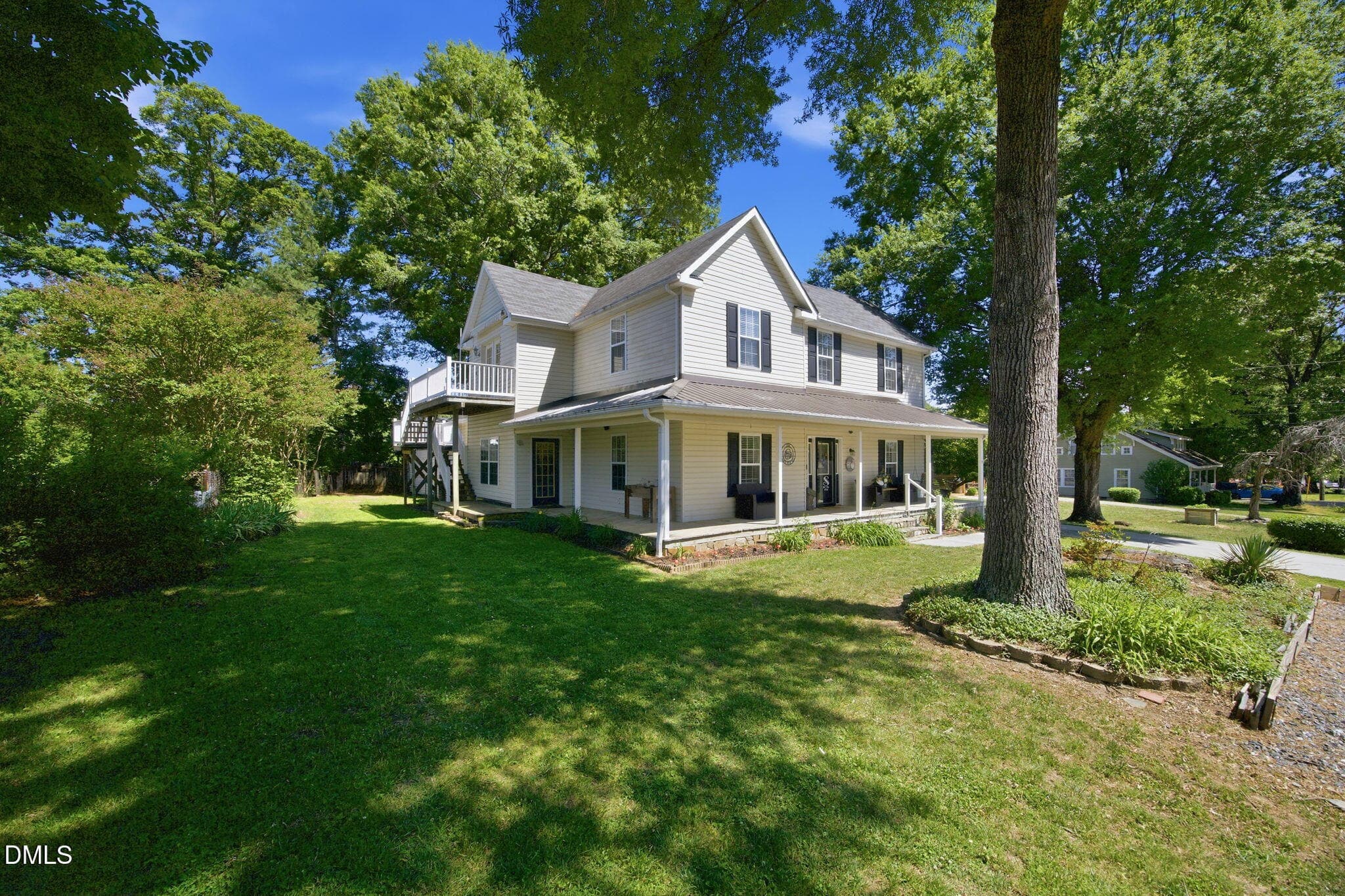 6-web-or-mls-206 Third Ave SE EX 006 - 206 Third Avenue SE, Taylorsville, NC 28681, Taylorsville