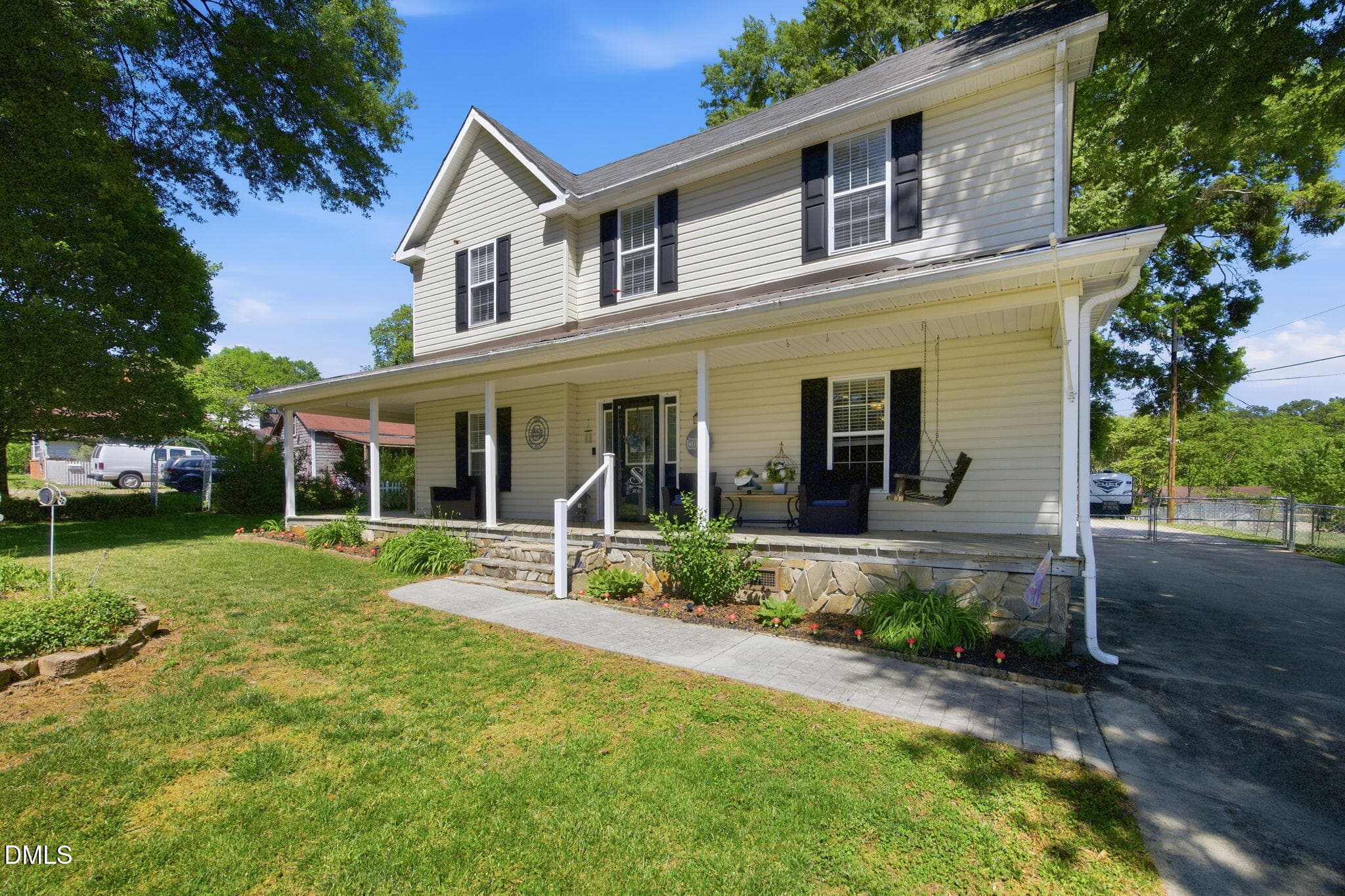 8-web-or-mls-206 Third Ave SE EX 008 - 206 Third Avenue SE, Taylorsville, NC 28681, Taylorsville