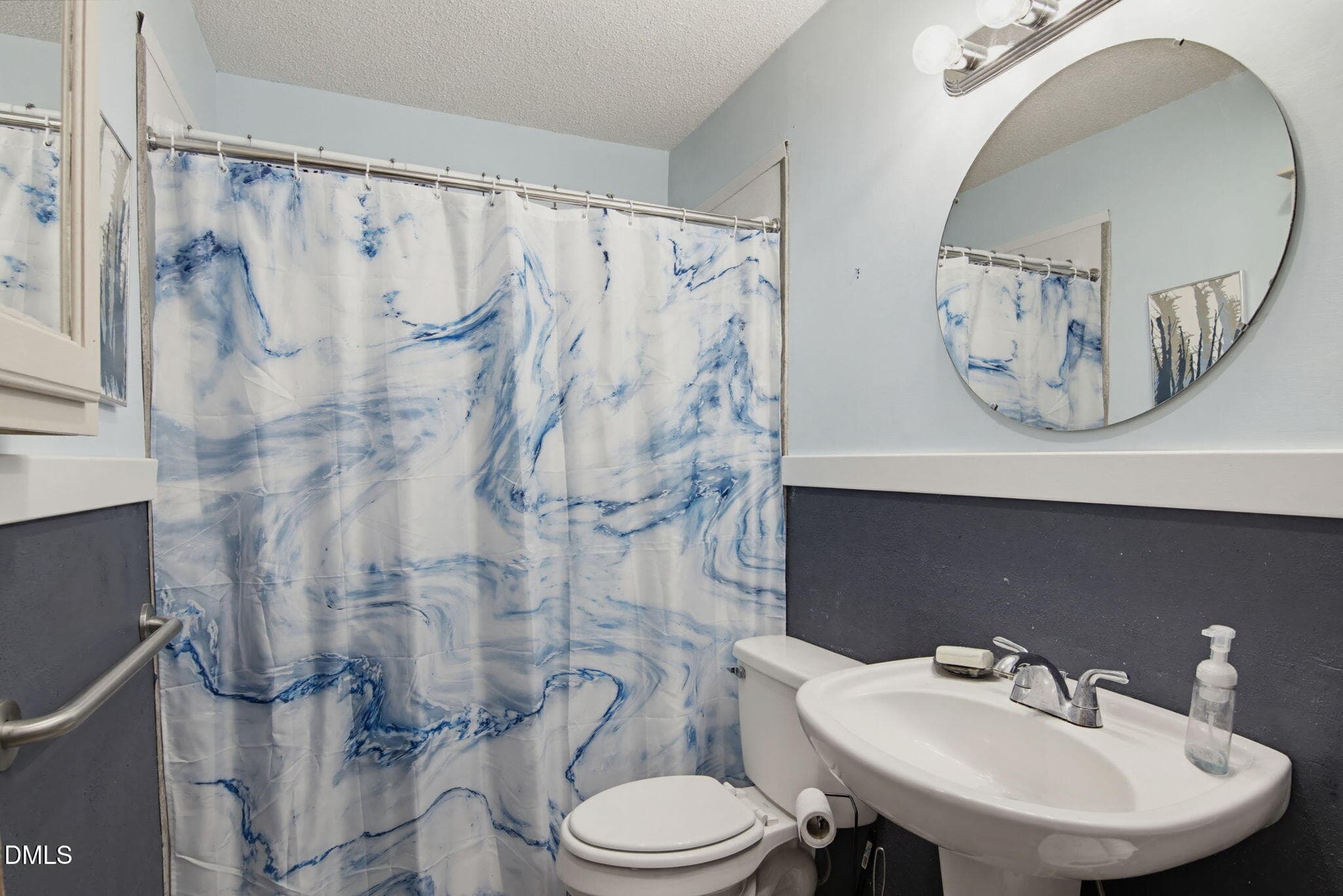 16 Hallway Bathroom - 1667 Nc-22 Highway, Robbins, NC 27325