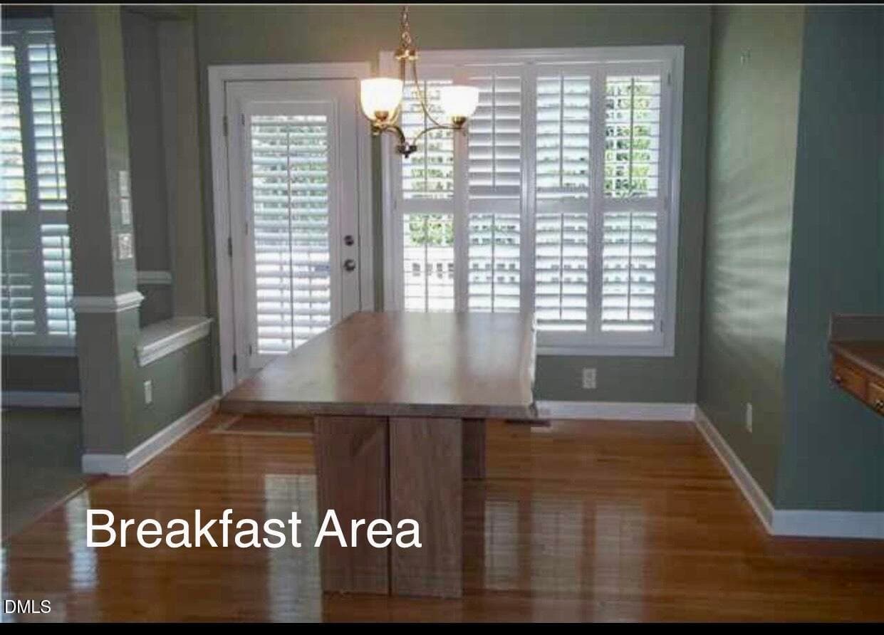 Breakfast Area 2 - 12400 Village Gate Way, Raleigh, NC 27614, Raleigh