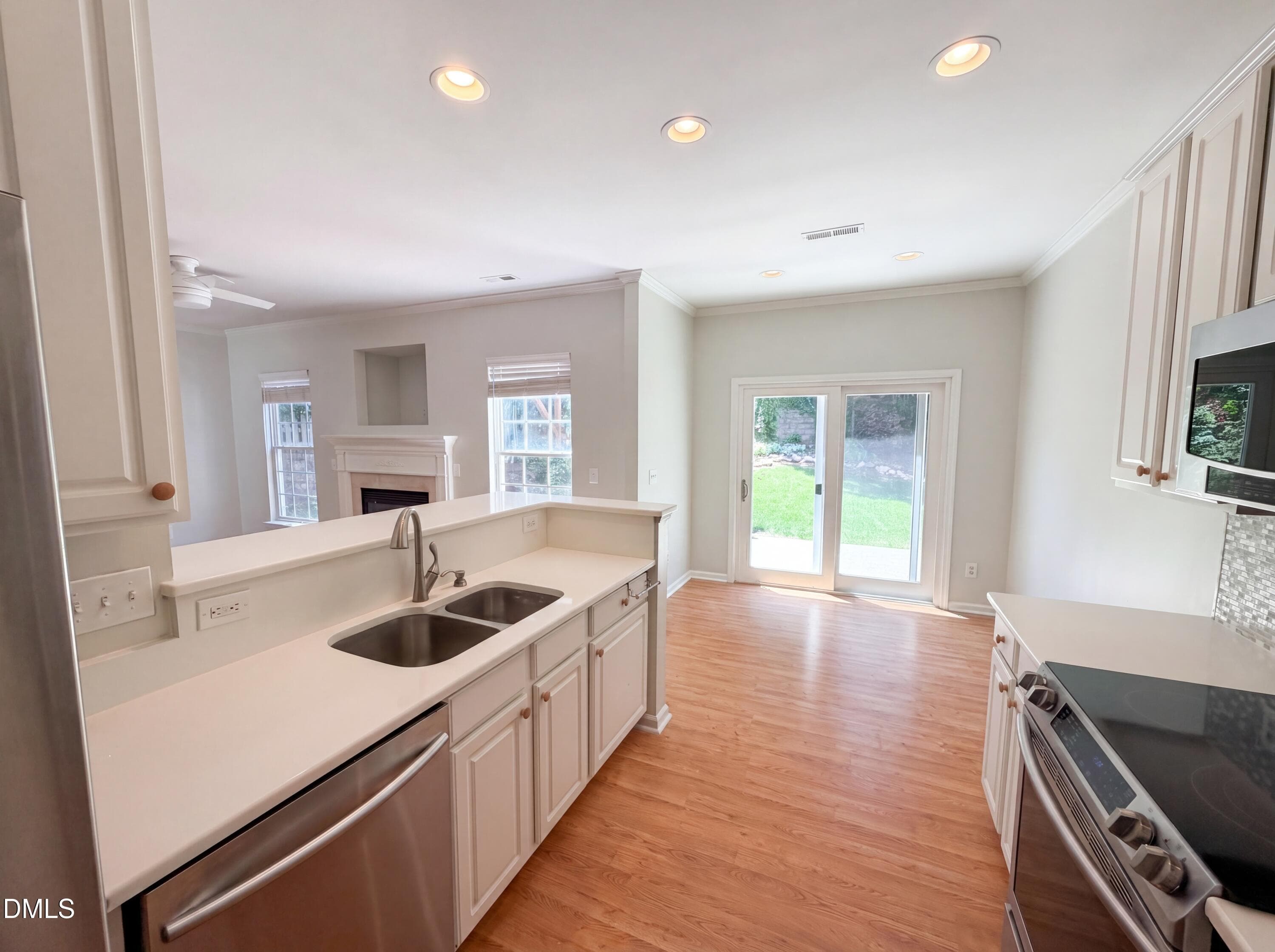 listing_5 - 8409 Aztec Dawn Court, Raleigh, NC 27613