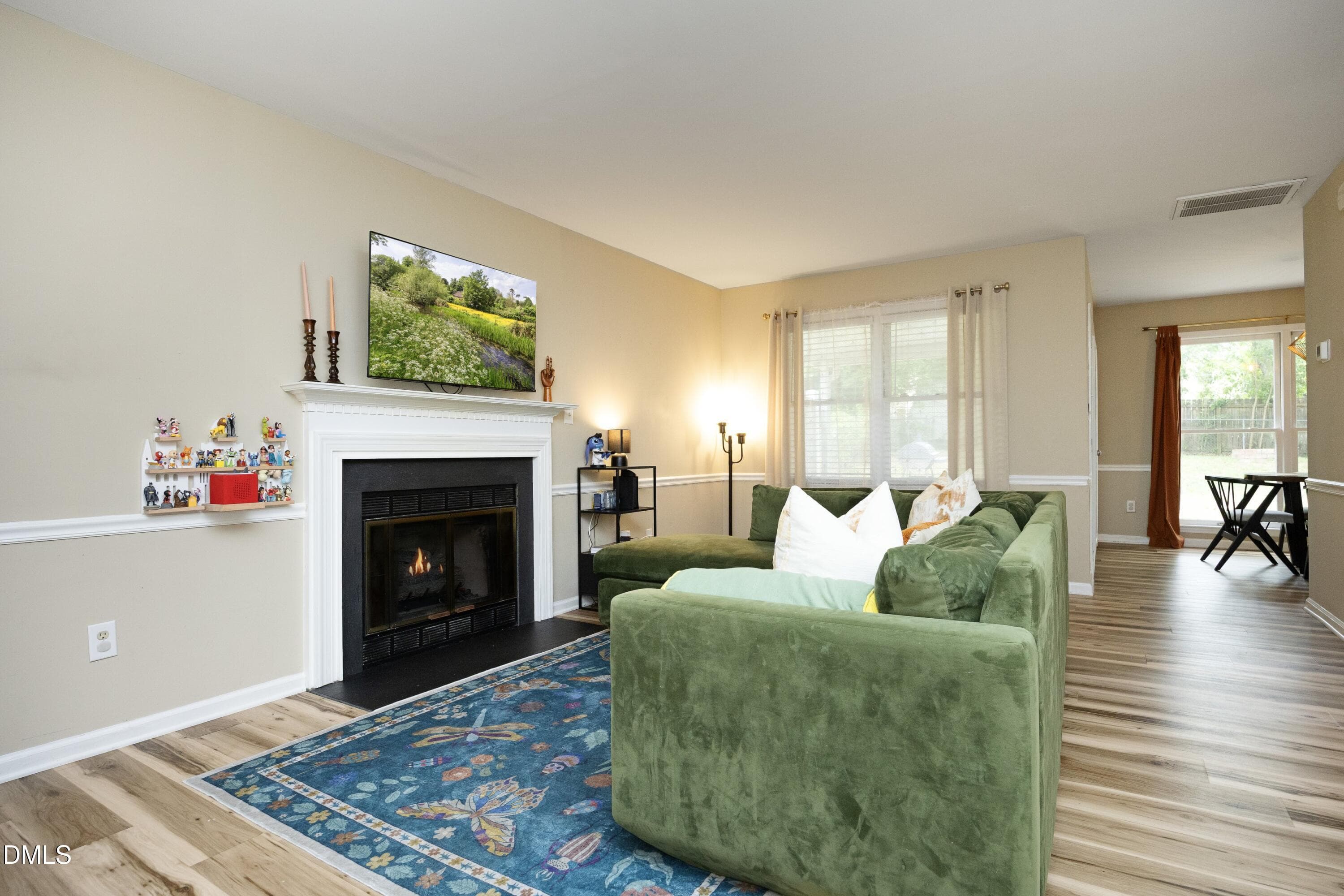 07Living - 710 Huntington Court, Burlington, NC 27215, Burlington