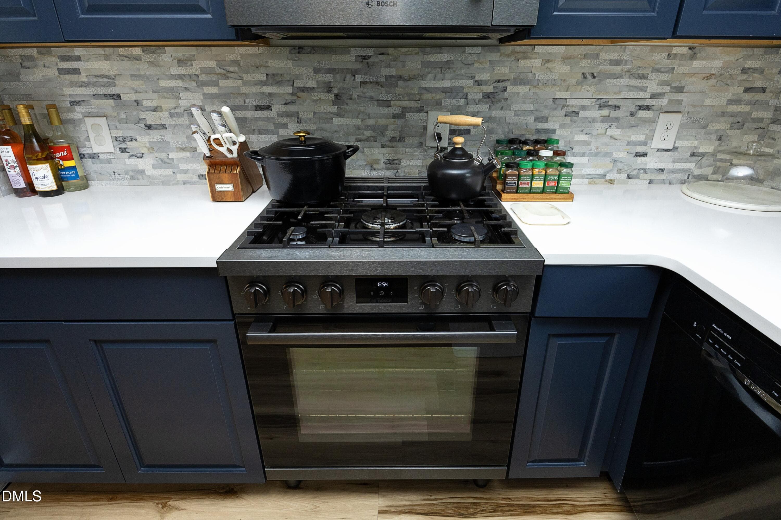 15Kitchen - 710 Huntington Court, Burlington, NC 27215, Burlington