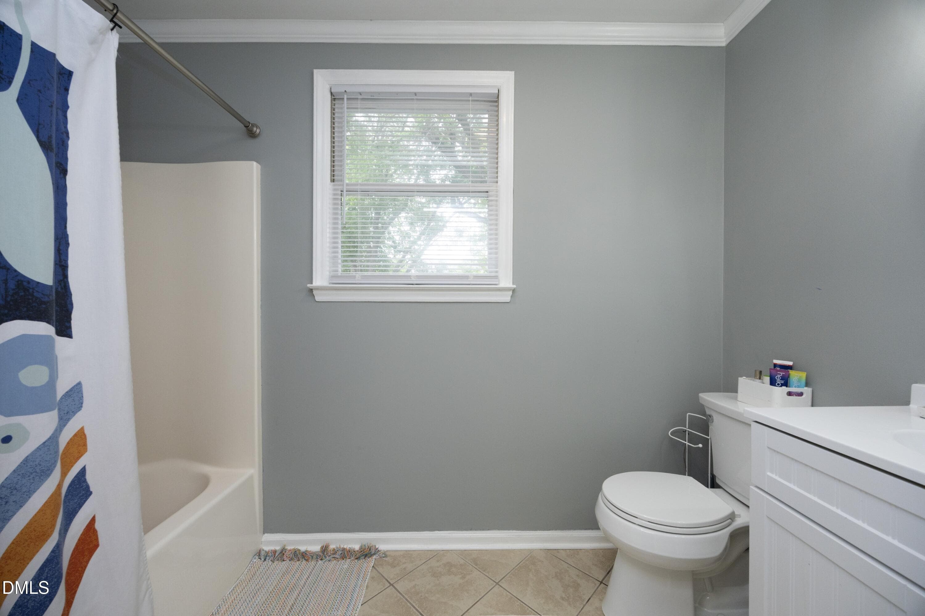 25Bath - 710 Huntington Court, Burlington, NC 27215, Burlington