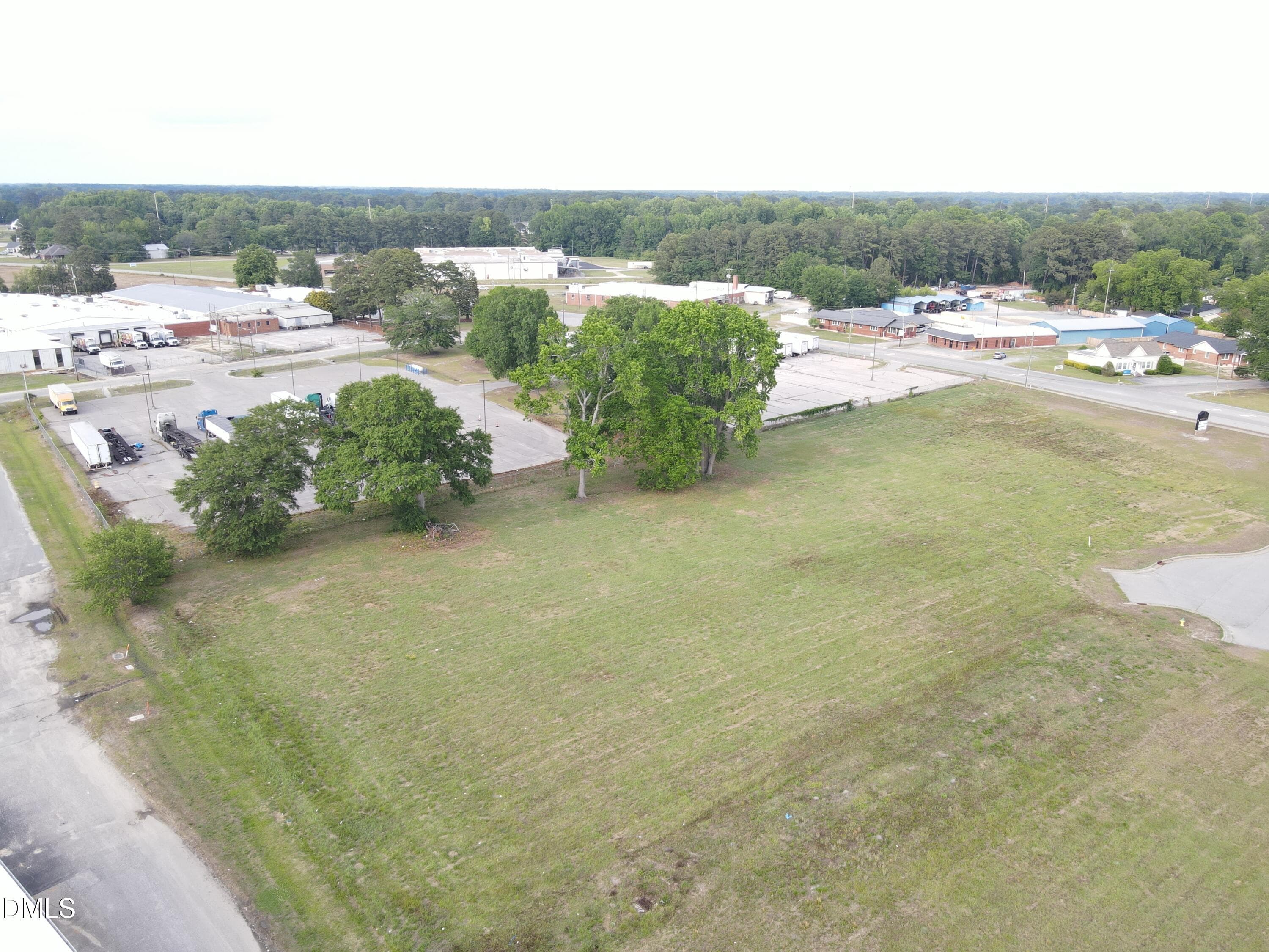 dji_fly_20260509_180346_662_177836424453 - 3 Four Oaks Place, Dunn, NC 28334