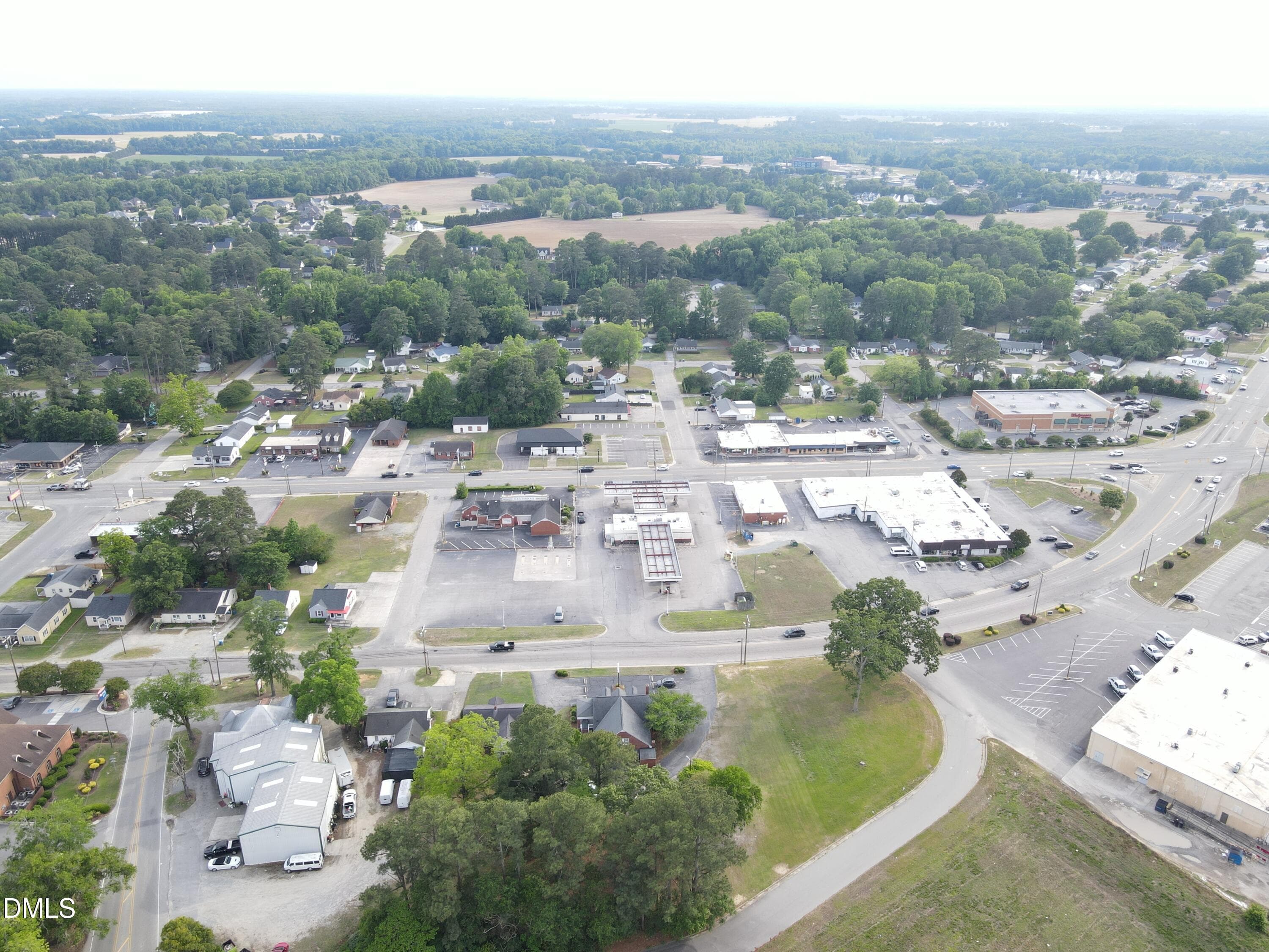 dji_fly_20260509_180702_668_177836444739 - 4 Four Oaks Place, Dunn, NC 28334