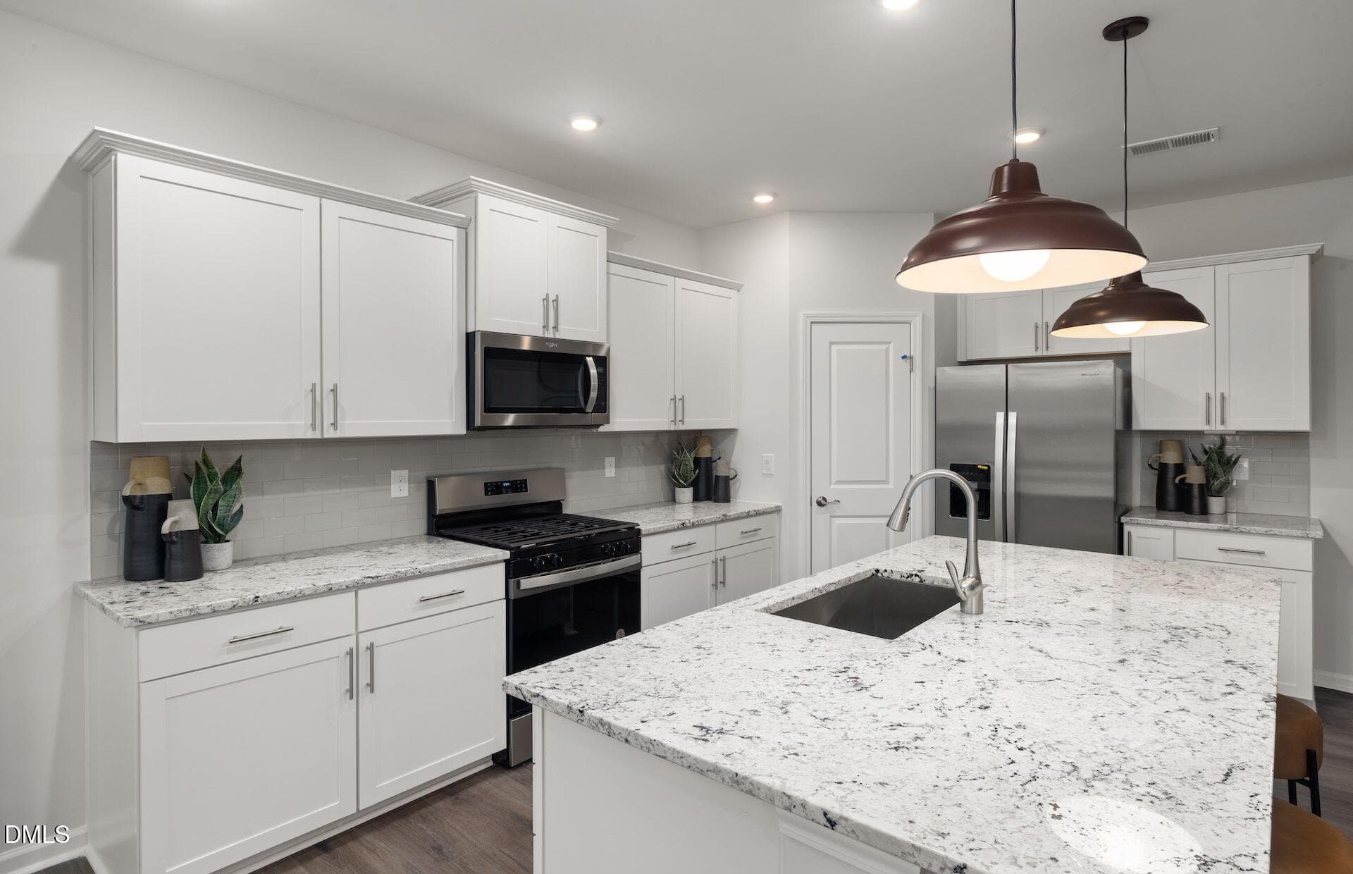 54-web-or-mls-7K5A2563 (2) - 706 Crews Court, Durham, NC 27703