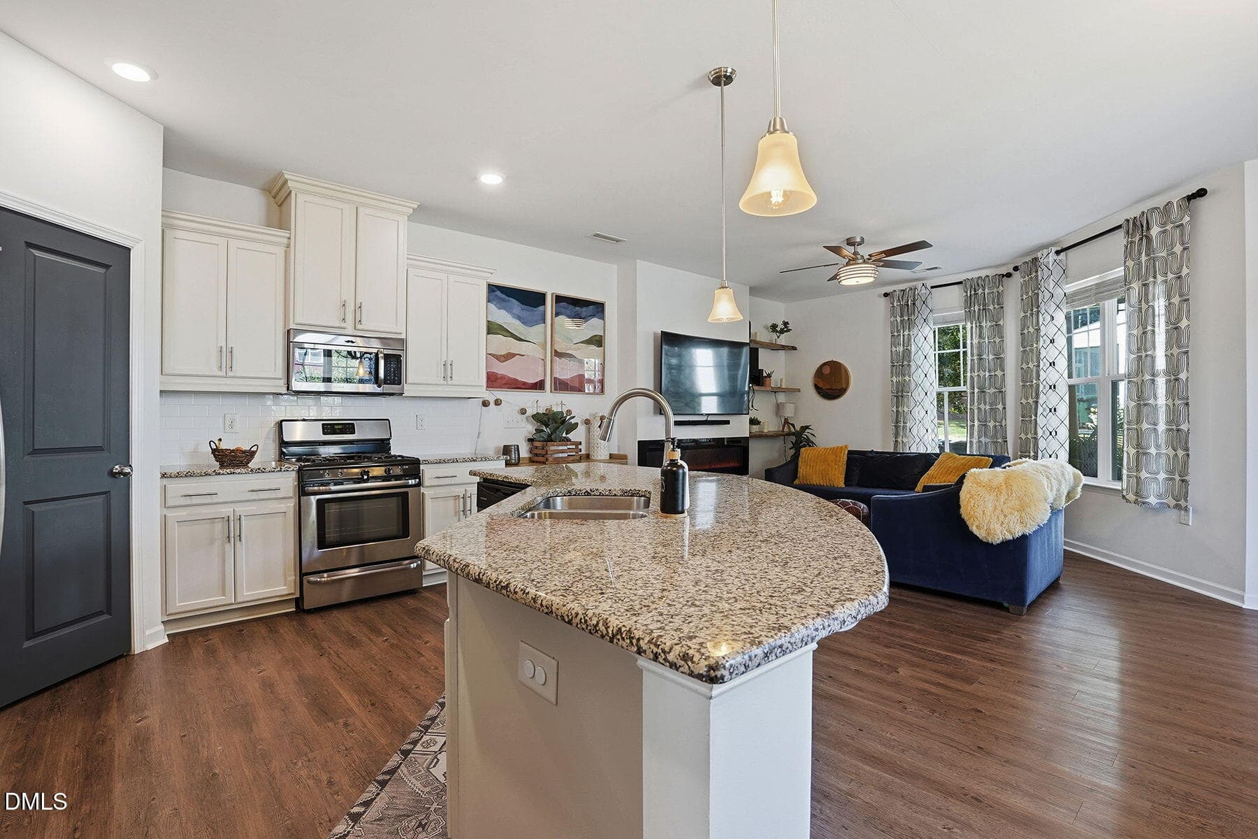 KitchenFamRoom Saratoga921 - 921 Saratoga Drive, Durham, NC 27704, Durham