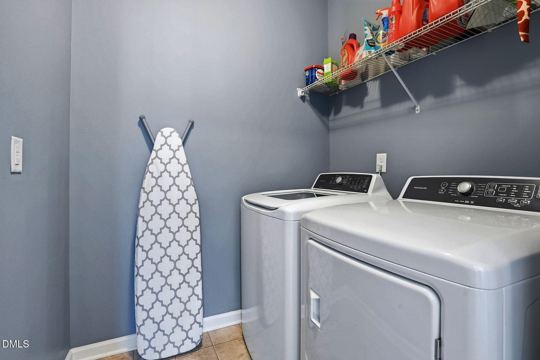 Laundry Saratoga921 - 921 Saratoga Drive, Durham, NC 27704, Durham
