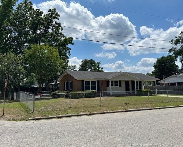 Photo 5 - 1412 McArthur Street, Lumberton, NC 28358