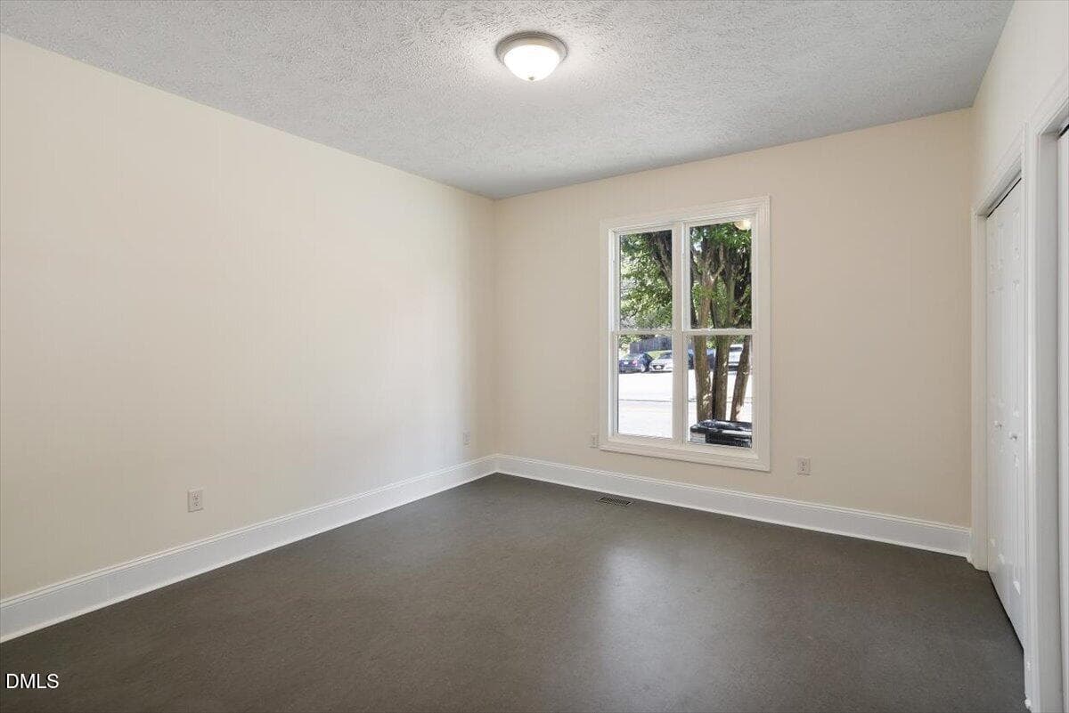 22-1130 N Roxboro St [3042920]_22 - 1130 N Roxboro Street, Durham, NC 27701, Durham