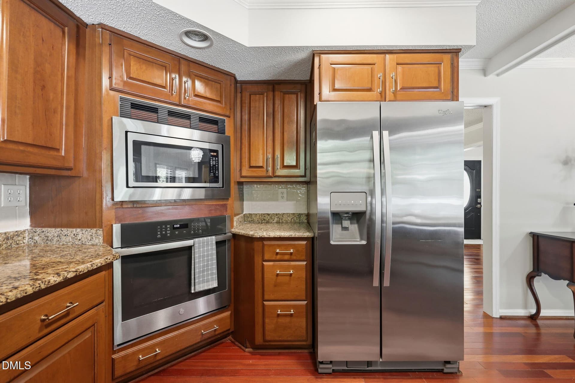 28-web-or-mls-KITCHEN-OVENS_4080 - 100 Moray Court, Cary, NC 27511