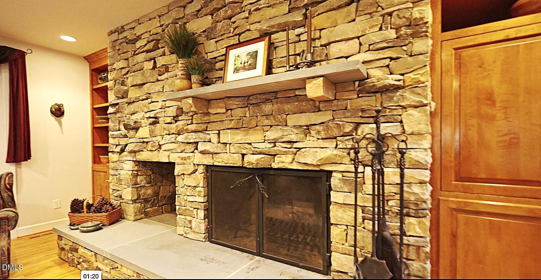 Fireplace - 220 Jordan Narron Road, Selma, NC 27576