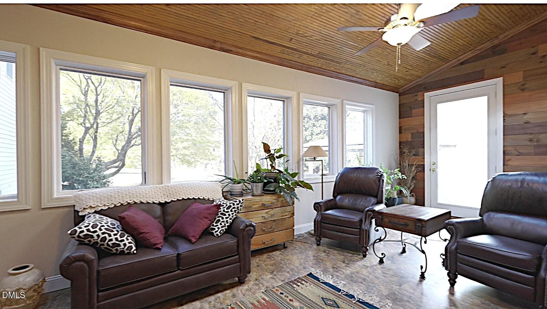 Sunroom - 220 Jordan Narron Road, Selma, NC 27576