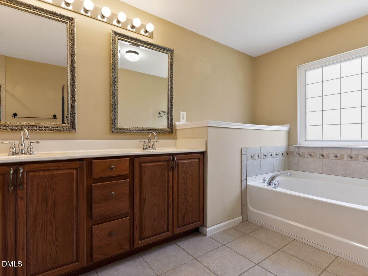021-1280x960-master-bathroom - 204 Royal Tower Way, Cary, NC 27513, Cary