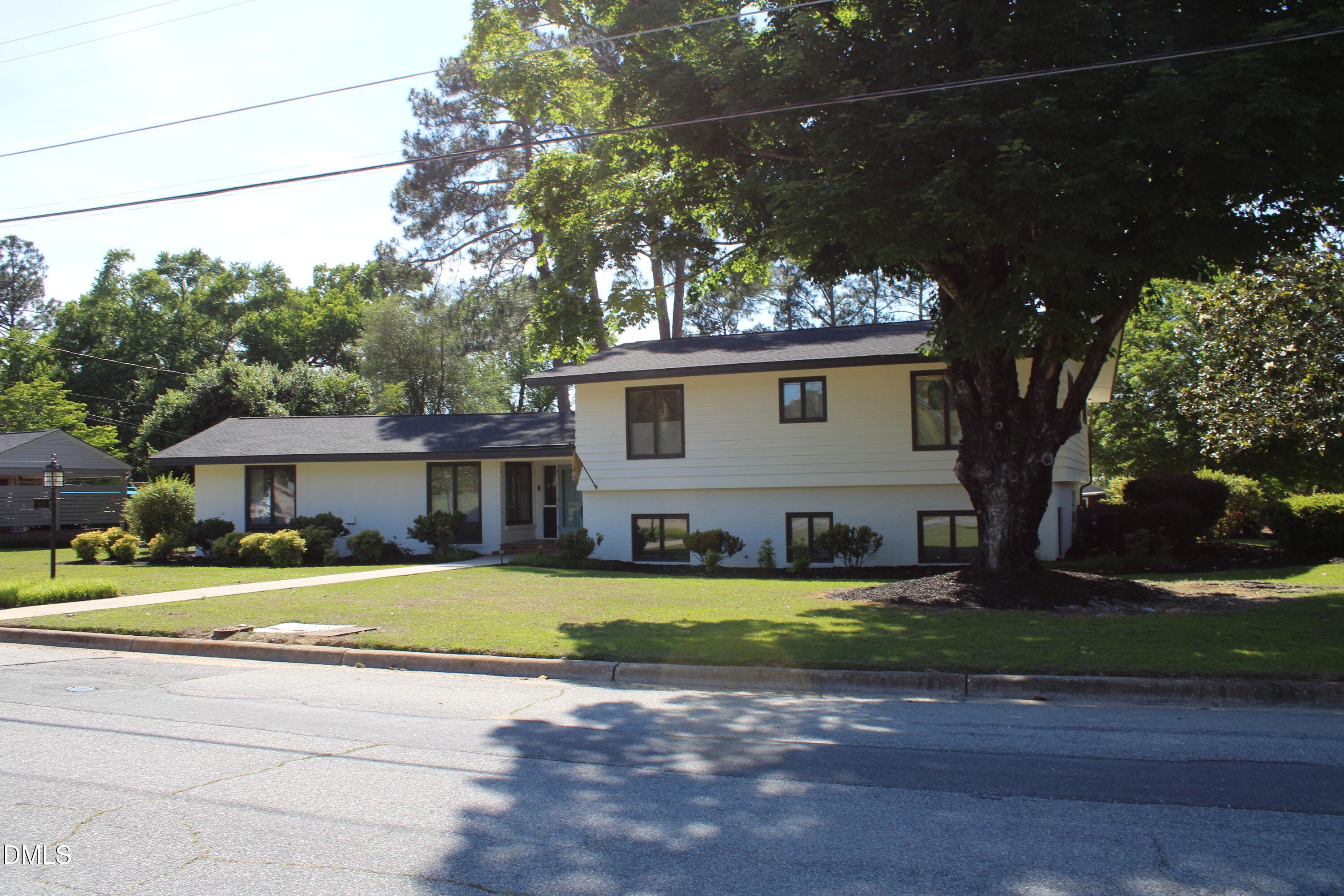 IMG_0507 - 1607 Lakeshore Drive, Dunn, NC 28334