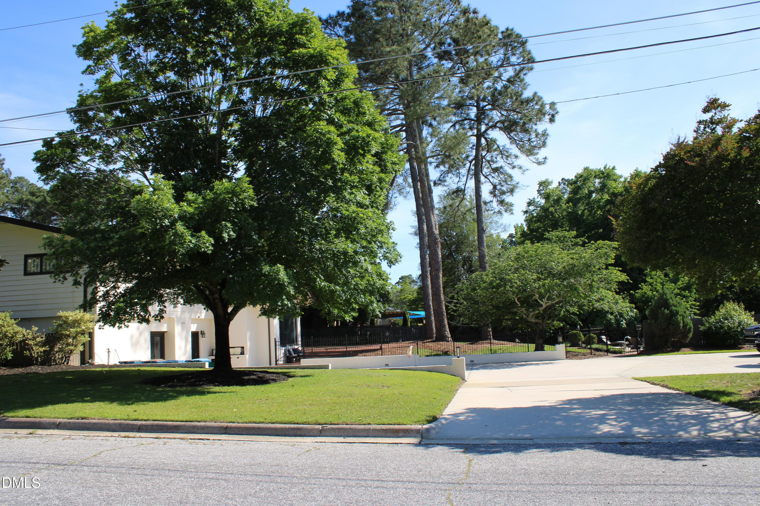 IMG_0519 - 1607 Lakeshore Drive, Dunn, NC 28334